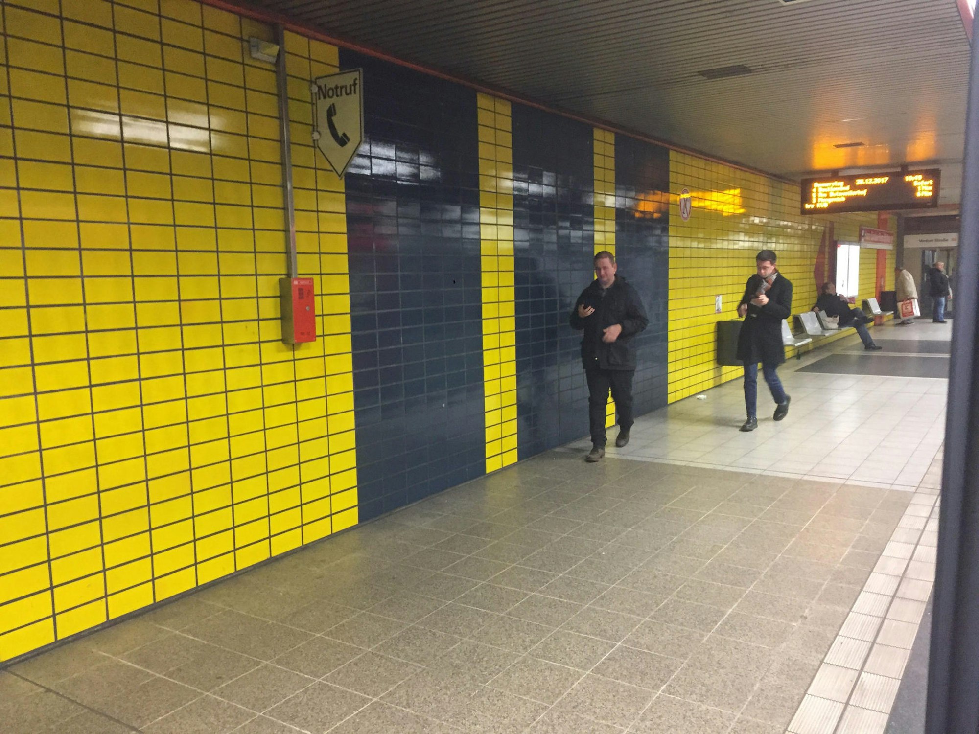 haltestelle hans böckler platz