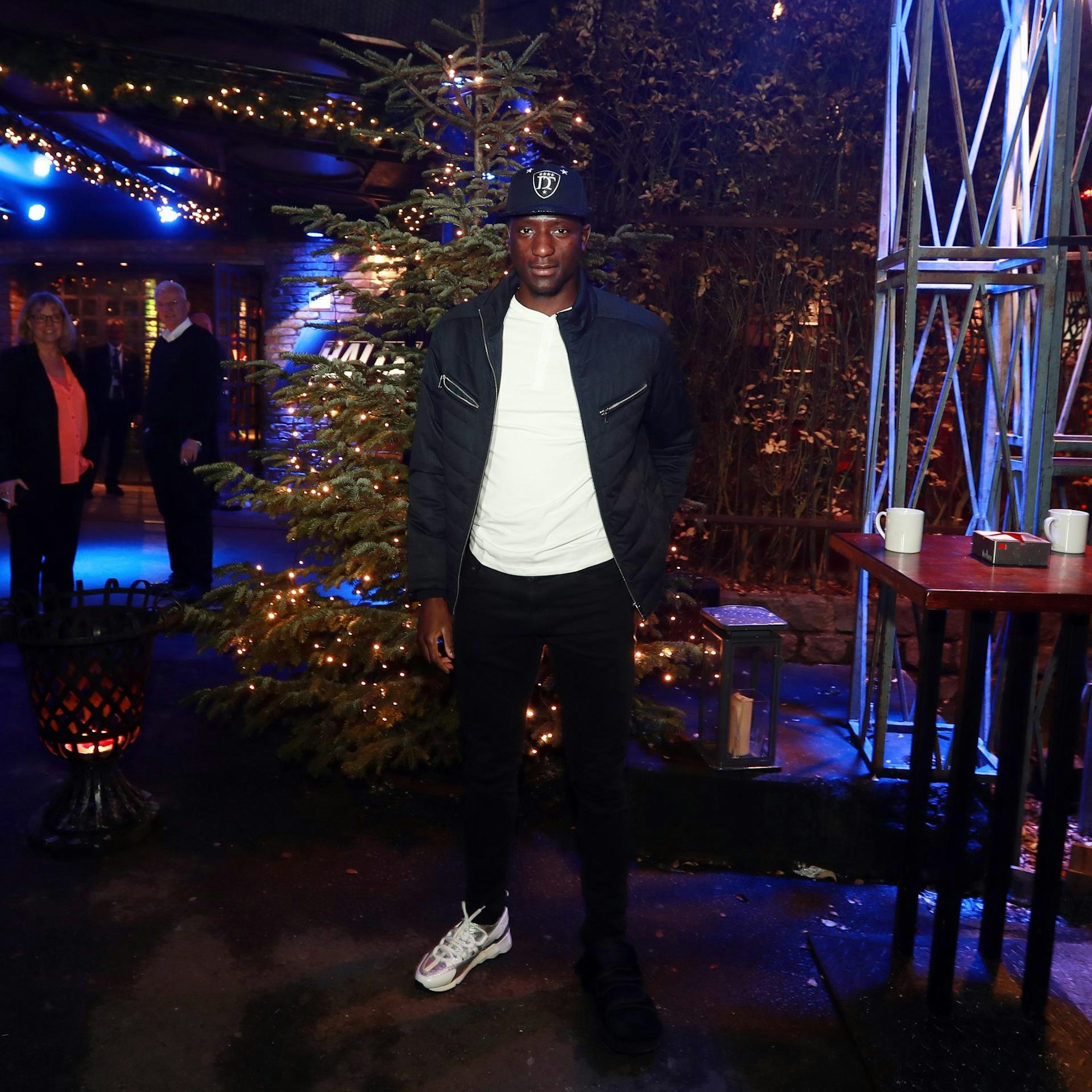 Xmas_FC_Sehrou_Guirassy