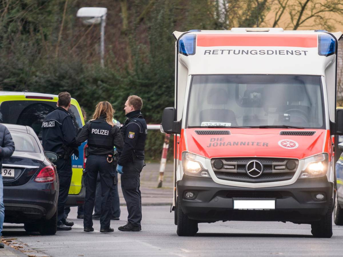 Die Polizei ermittelt nach einer Unfall-Serie gegen die Fahrerin.