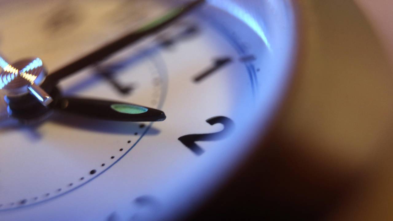 Am Sonntag müssen die Uhren wieder umgestellt werden, dann beginnt die Winterzeit.