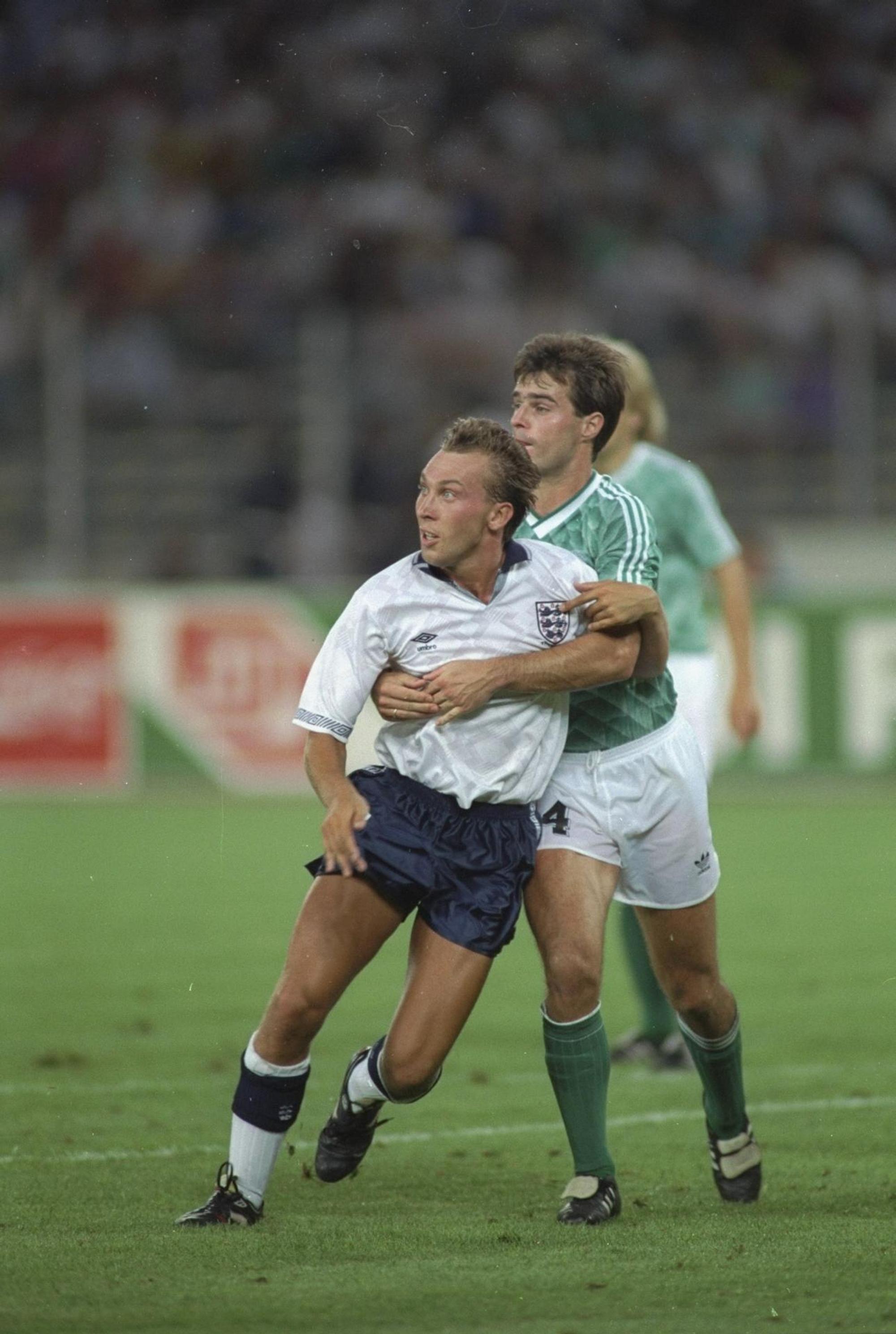 Thomas Berthold bei der WM 1990 gegen England