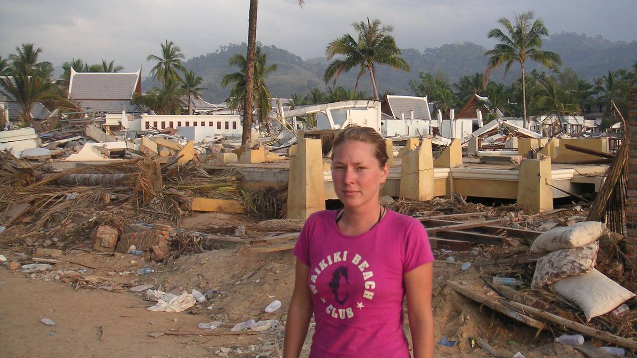 Tsunami_2004_Thailand_4