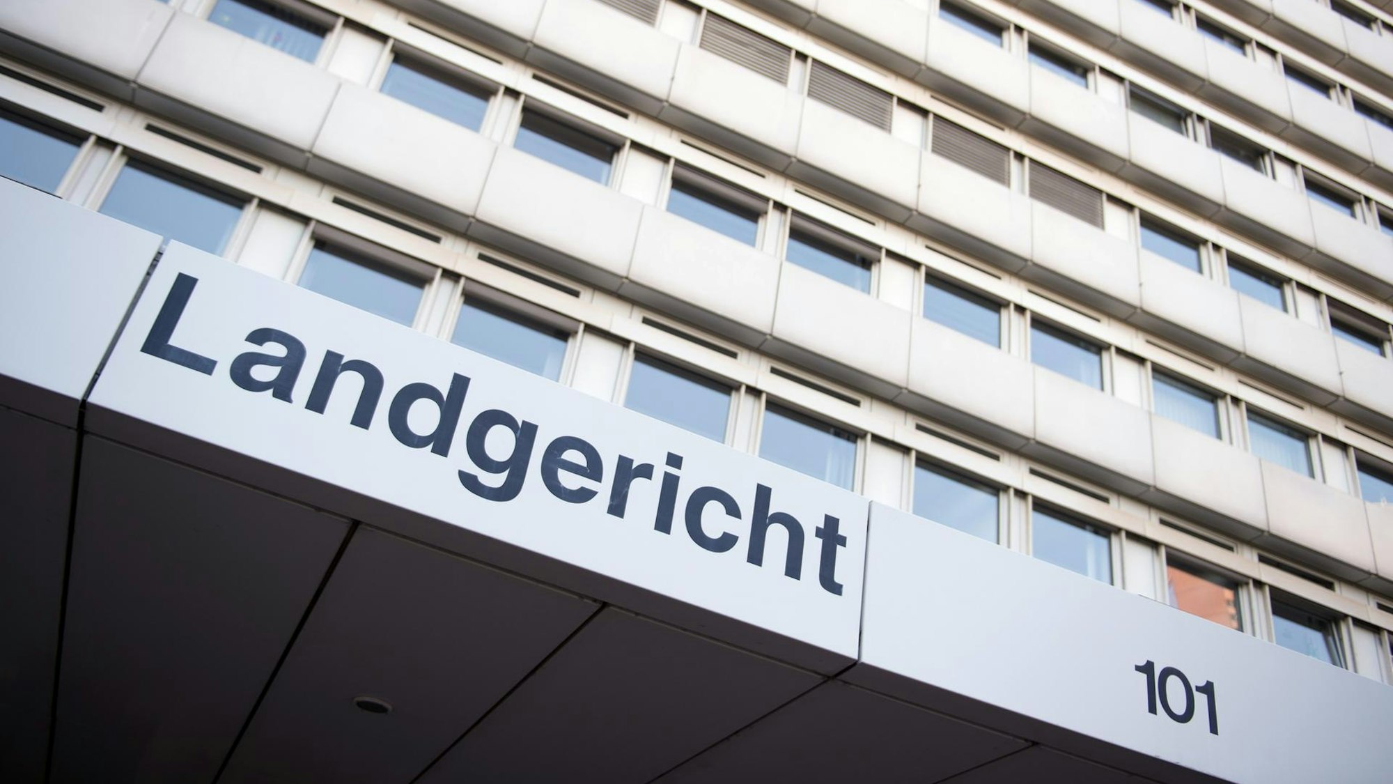 Das Kölner Landgericht von außen