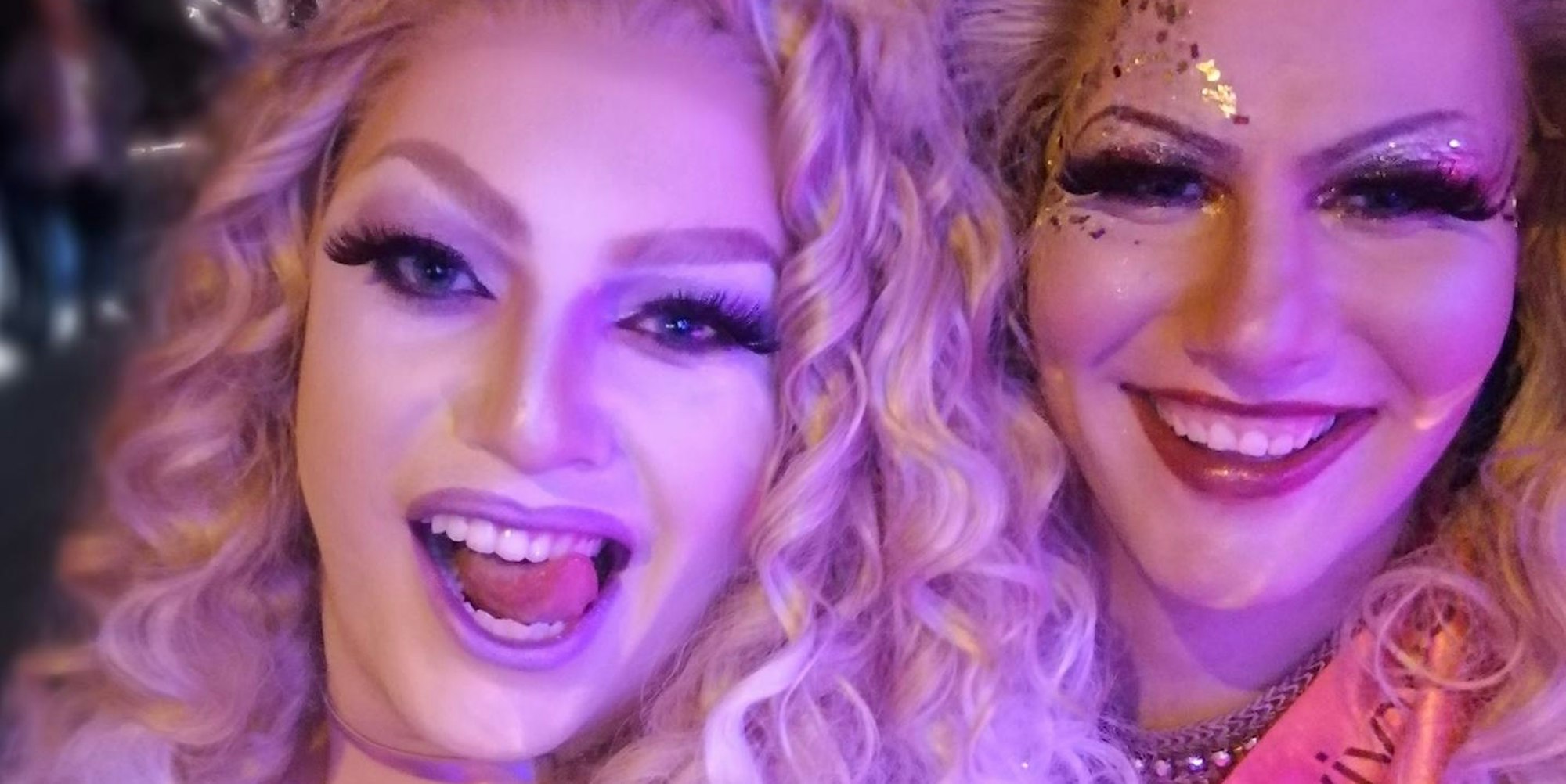 Kölner Drag-Queens Pam Pengco (l.) und Vicky Glämorous