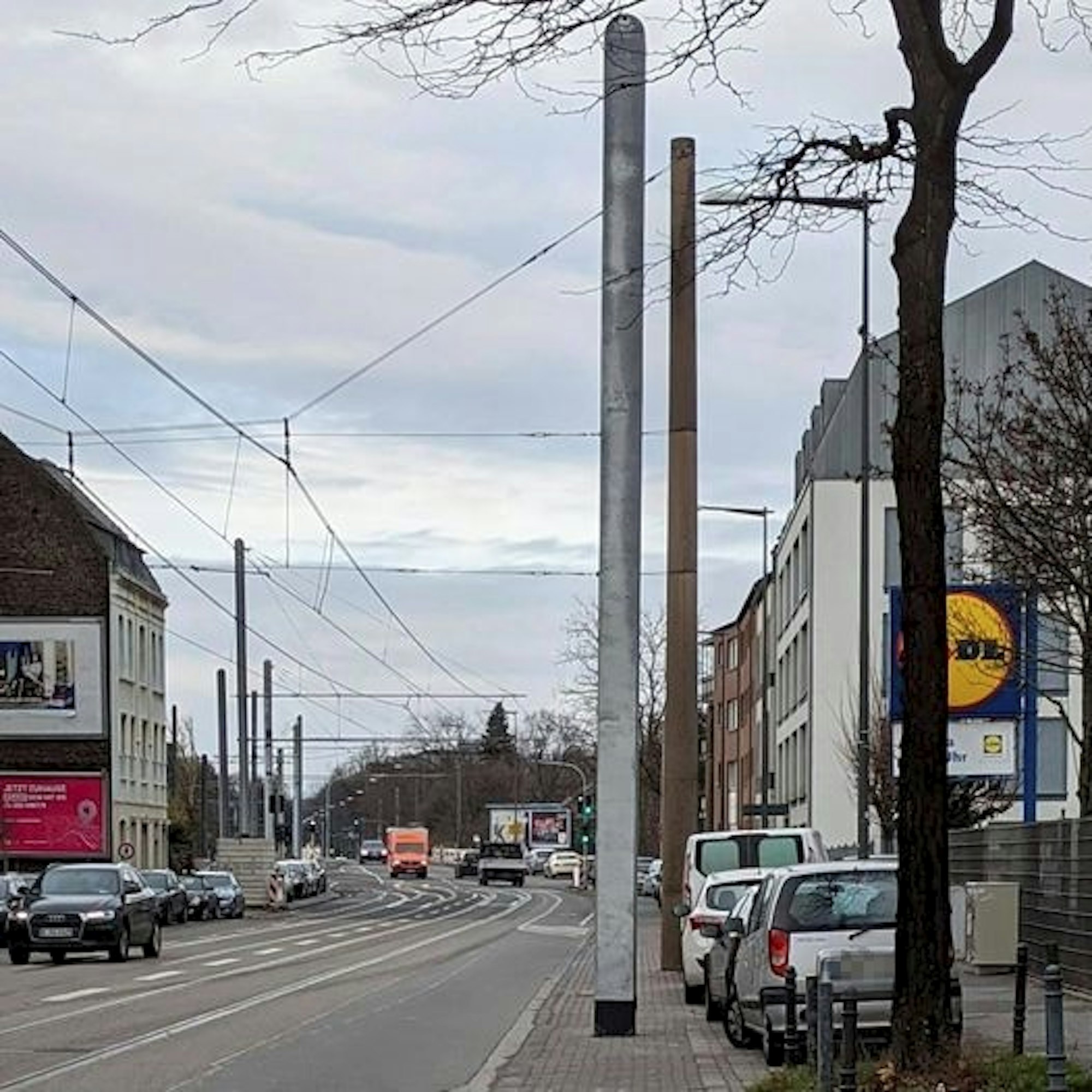 oberleitungsmast_neusser_straße_radweg_07_01_2021
