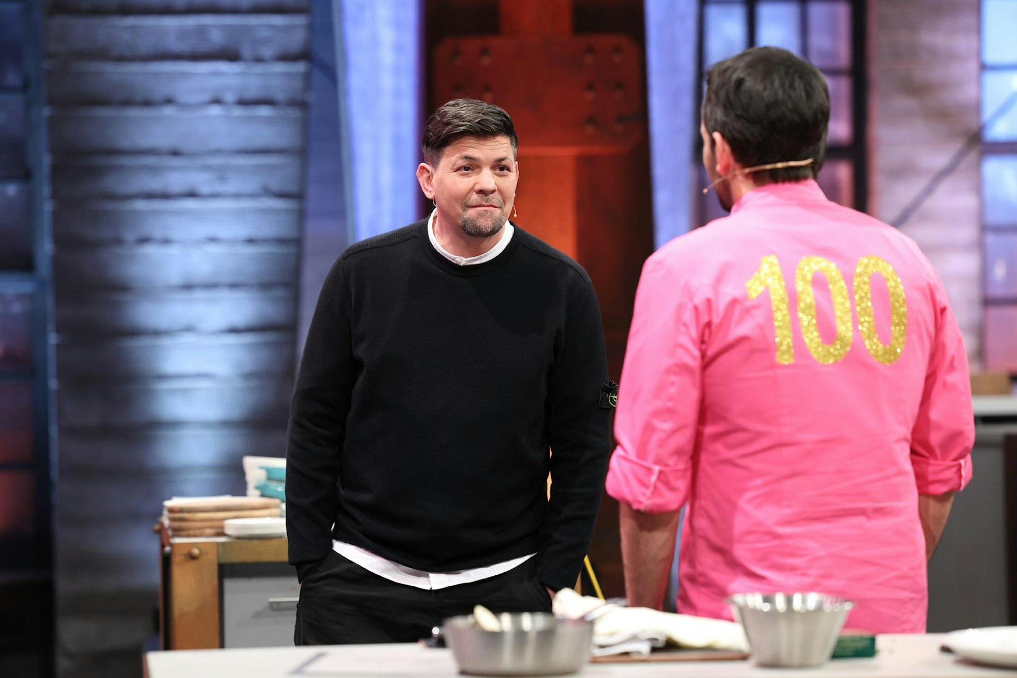 Tim Mälzer und Steffen Henssler bei „Grill den Henssler” am 2. Mai auf VOX