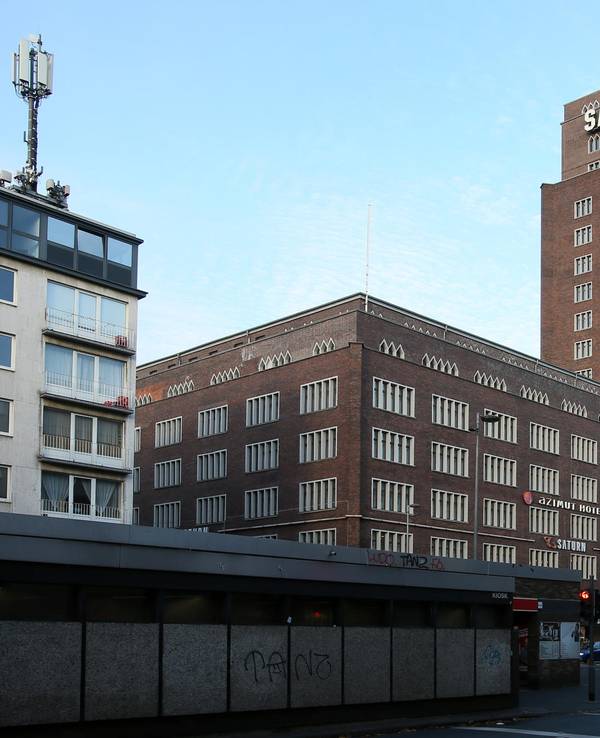 Saturn Hansaring Köln