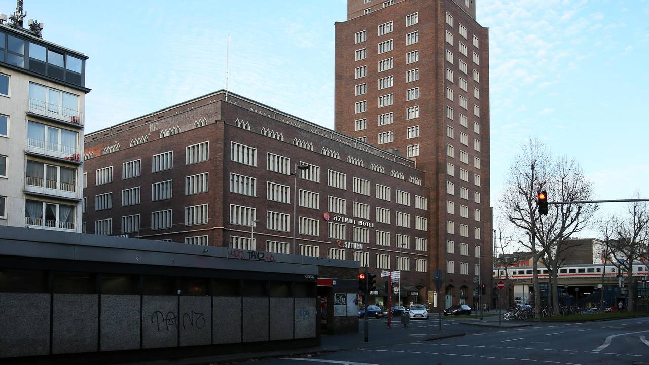 Saturn Hansaring Köln
