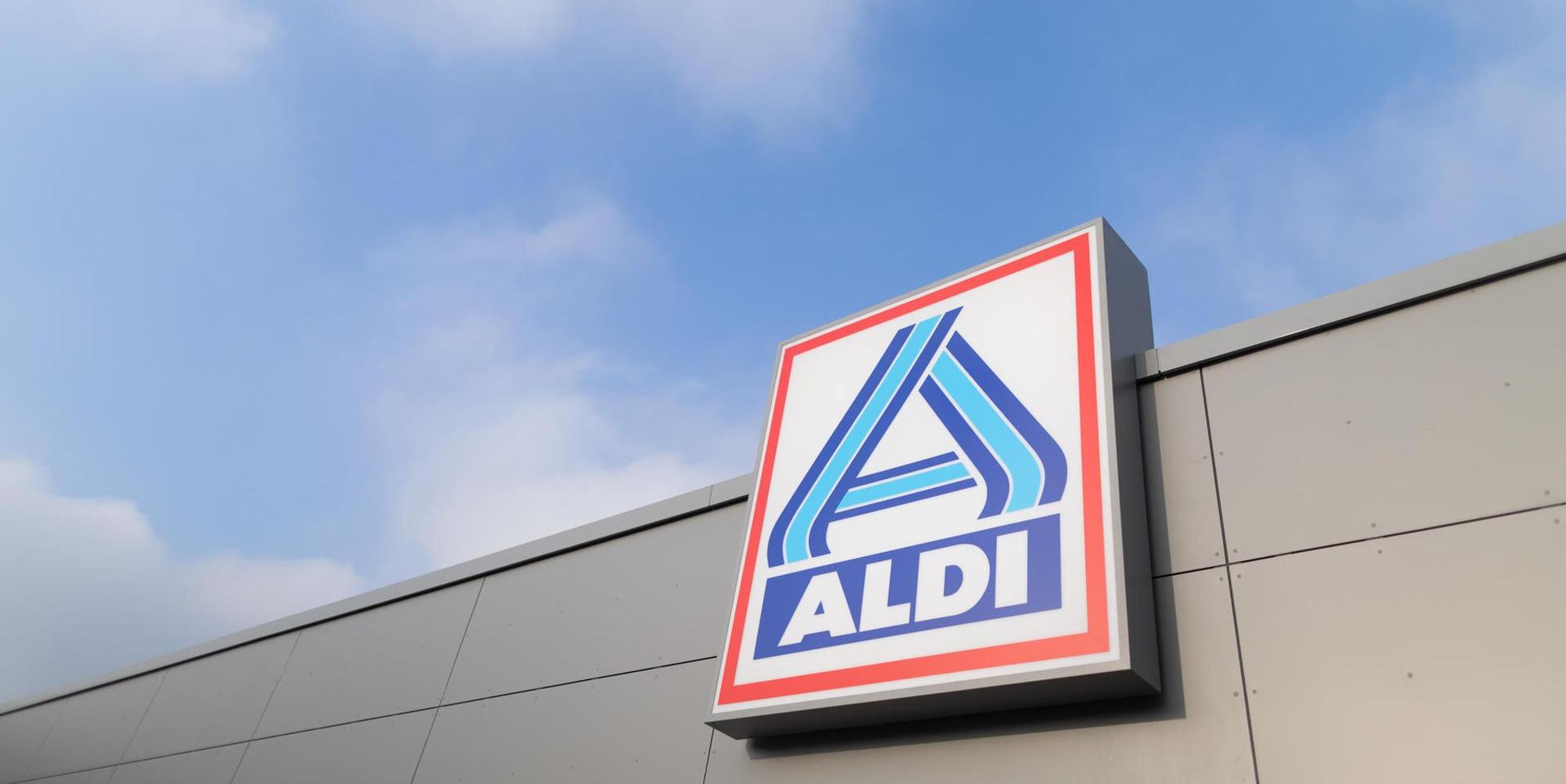 Aldi-Logo an einer Filiale