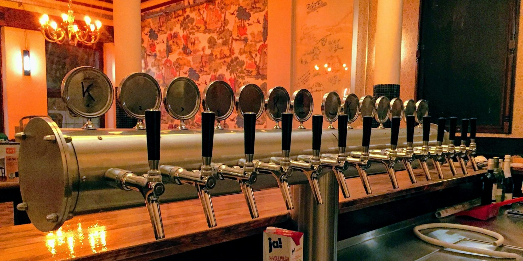 Die Bar des Lapidarium am Kölner Eigelstein