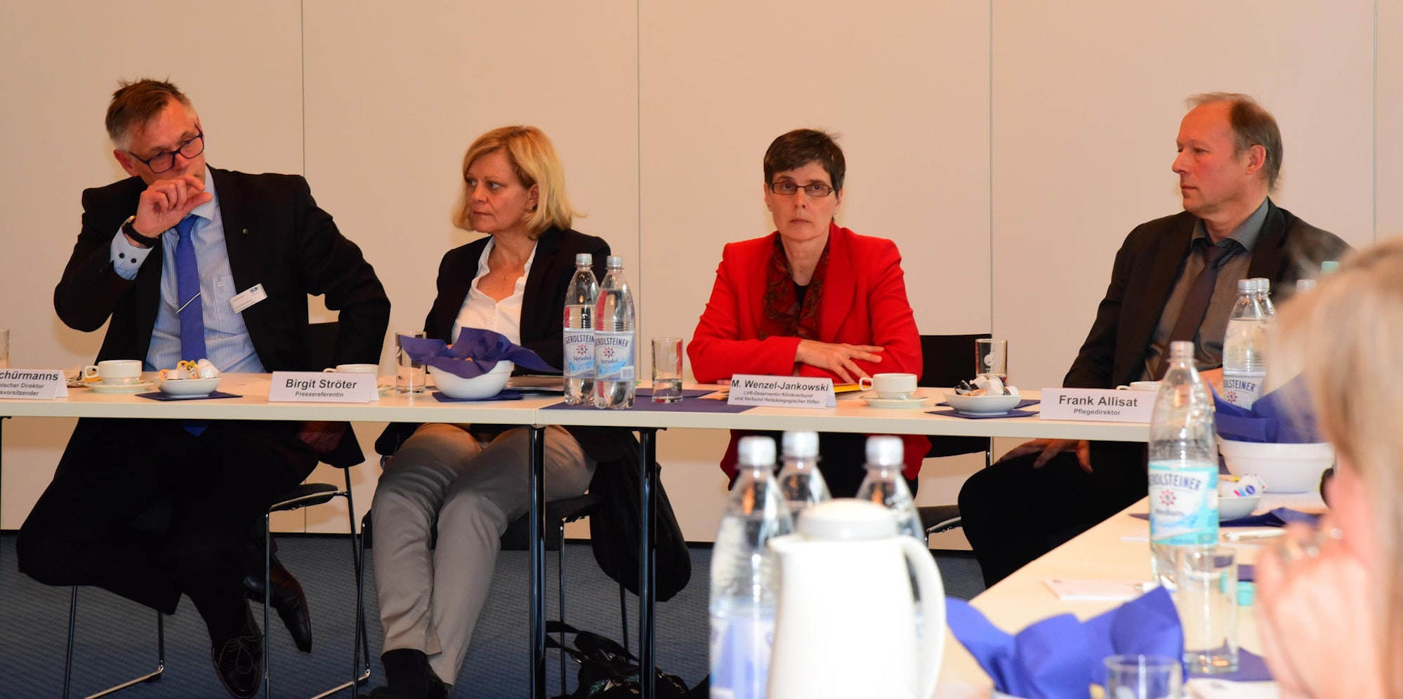 01KBO_34_71-116353485_ori