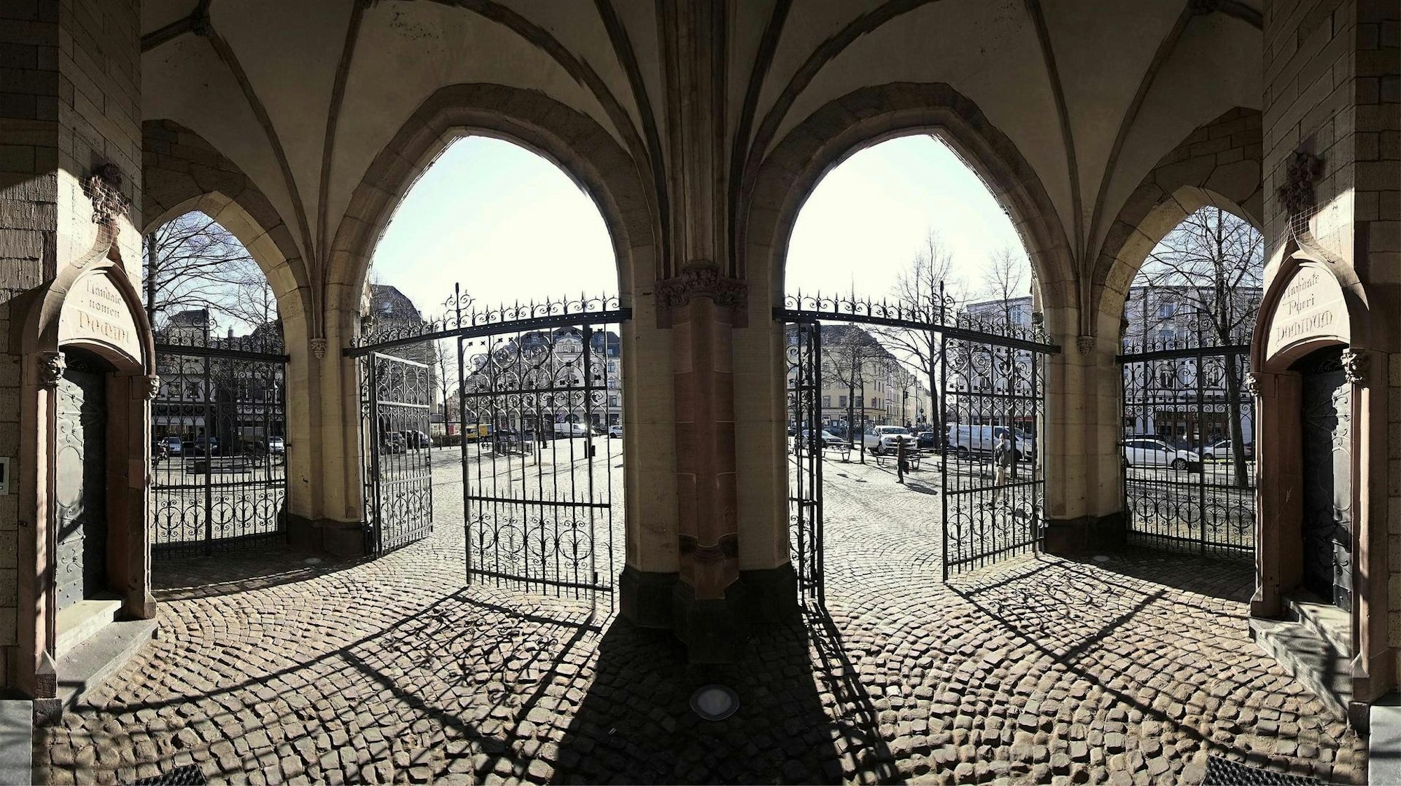 VolkerAdol1_12082020