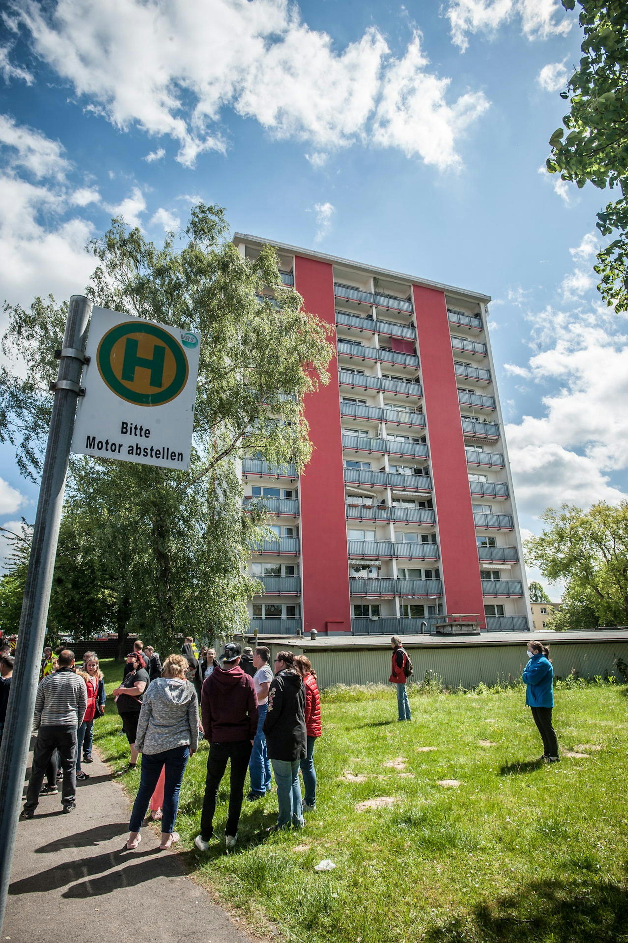 leverkusen-rotes-hochhaus-_ALF_2205