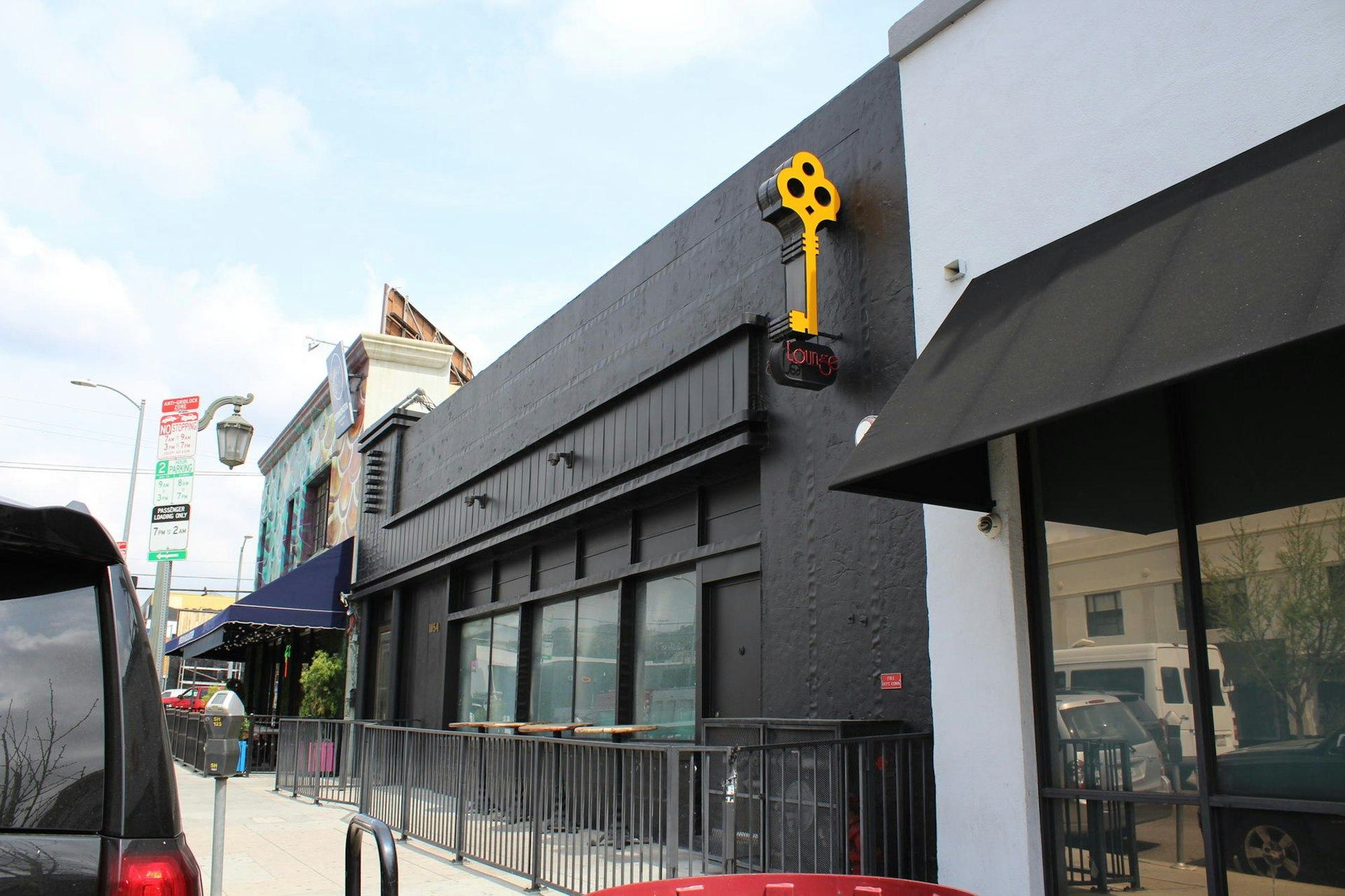 Next_Door_Lounge_aussen