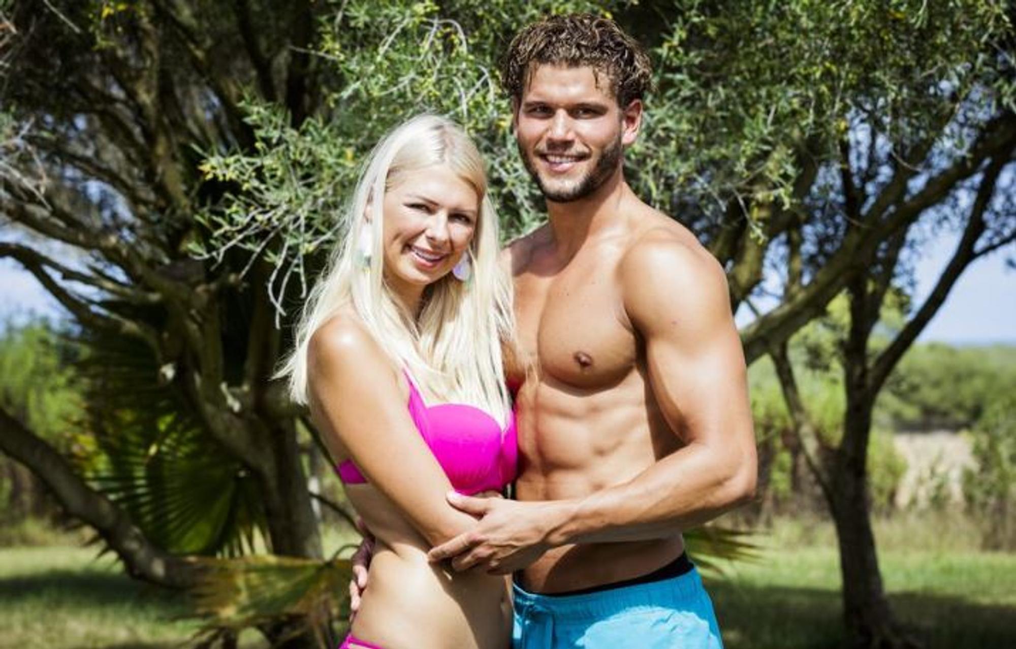 1809 love island lisa yanik (1)