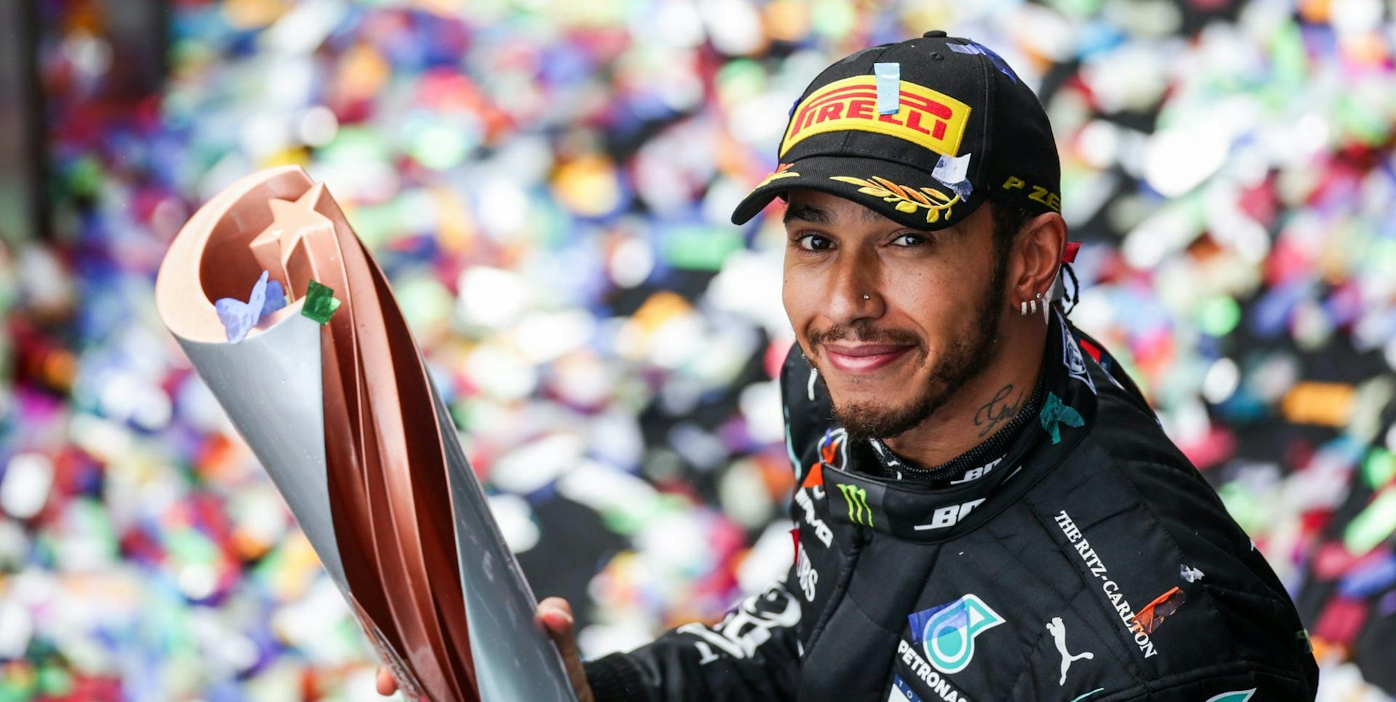 Istanbul_Hamilton_Podest_Trophäe