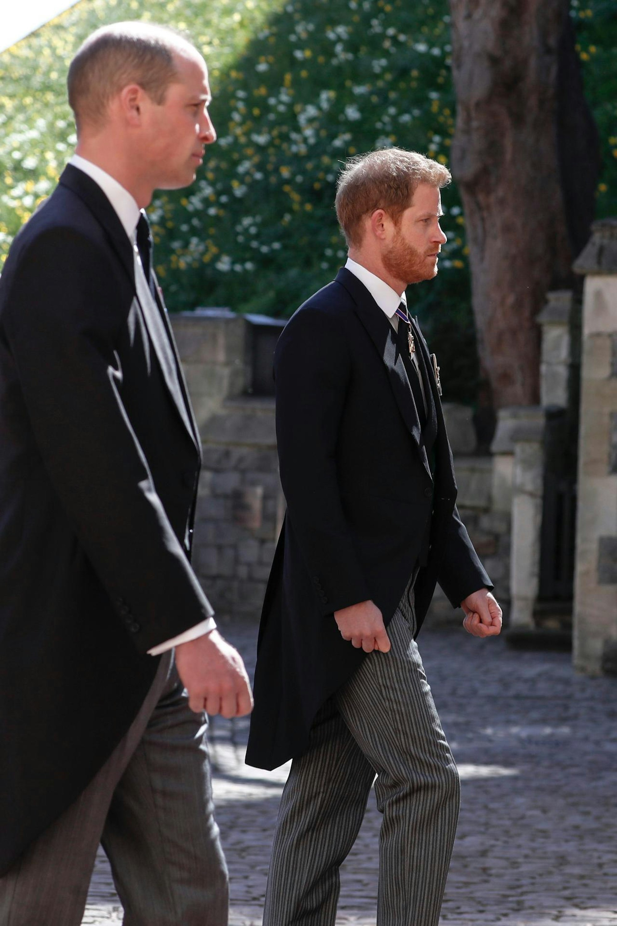 PrinzWilliam_Harry_Beerdigung