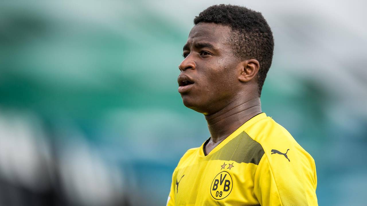Youssoufa Moukoko Alter BVB 4