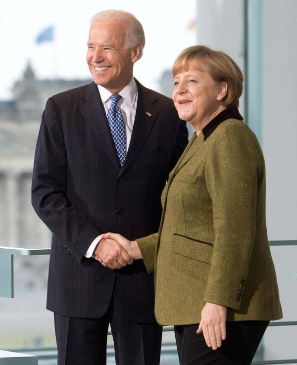 Joe Biden und Angela Merkel
