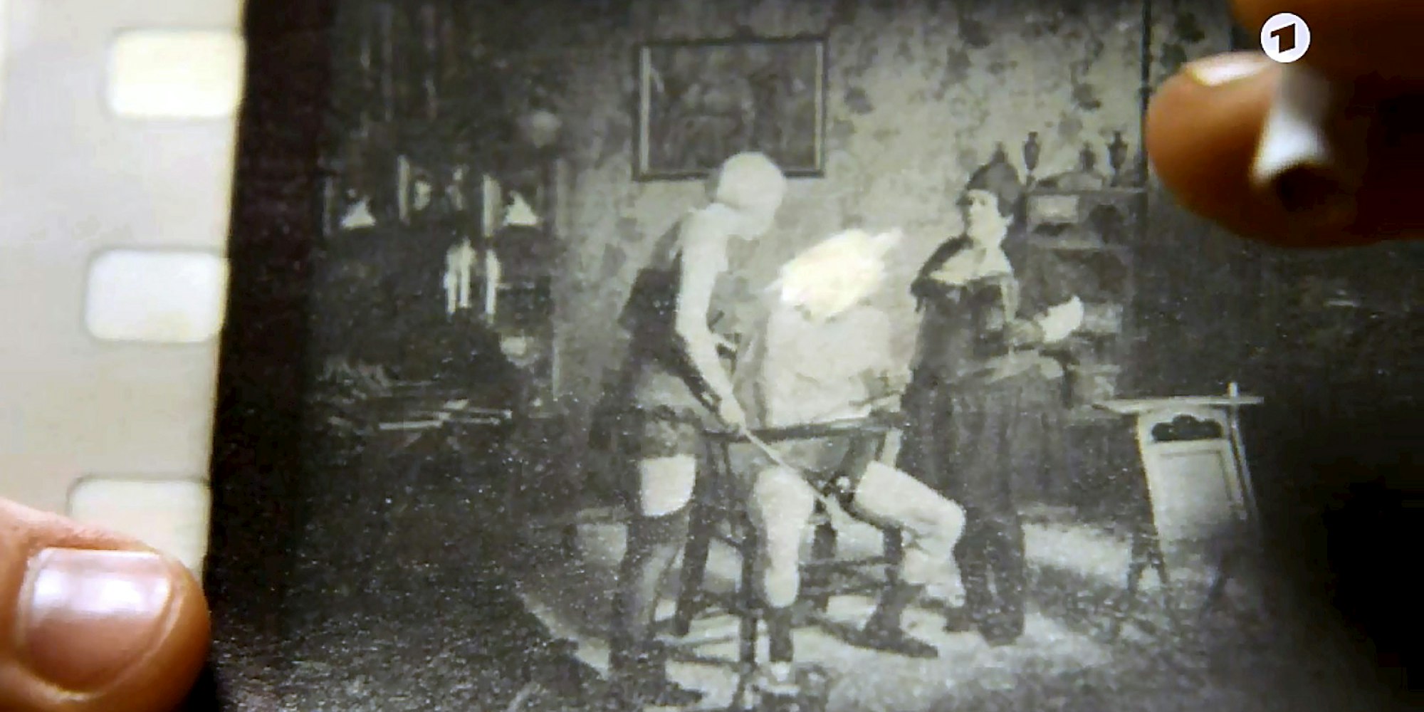 1809 babylon berlin adenauer sado maso