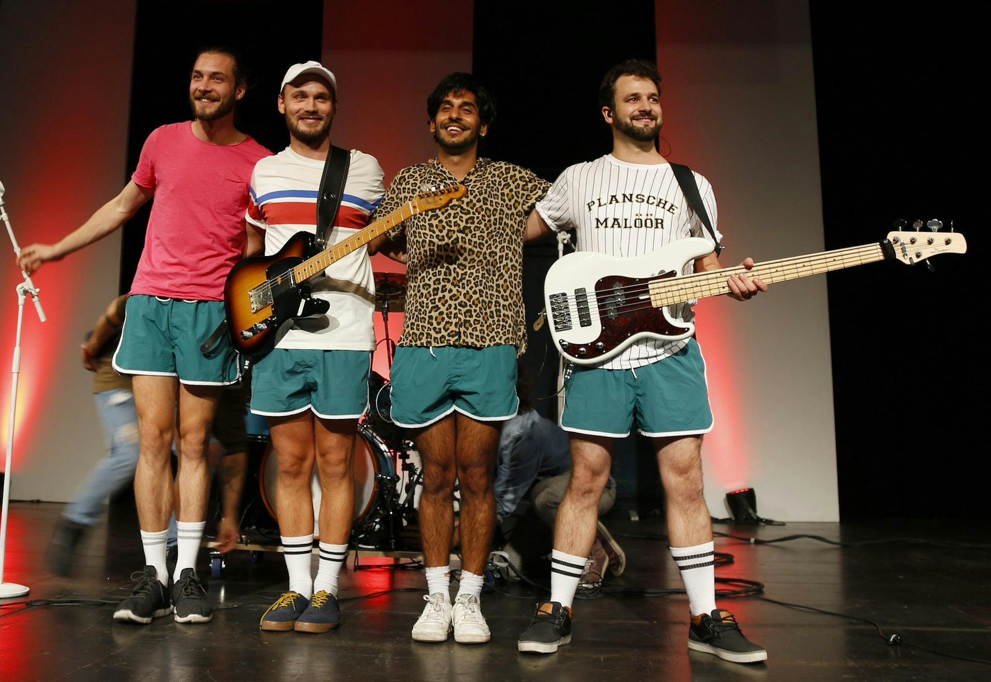 01XKB_37_71-140675398_ori