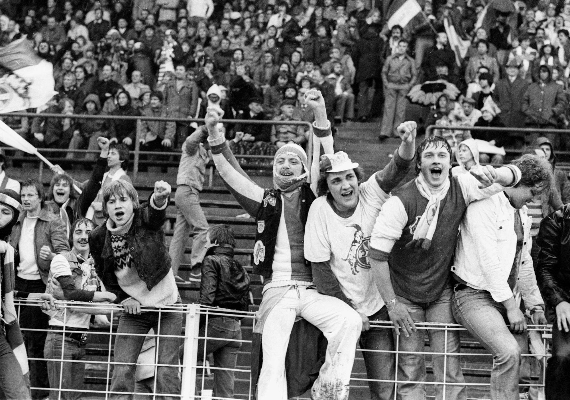 fc-fans_zaun_jubel