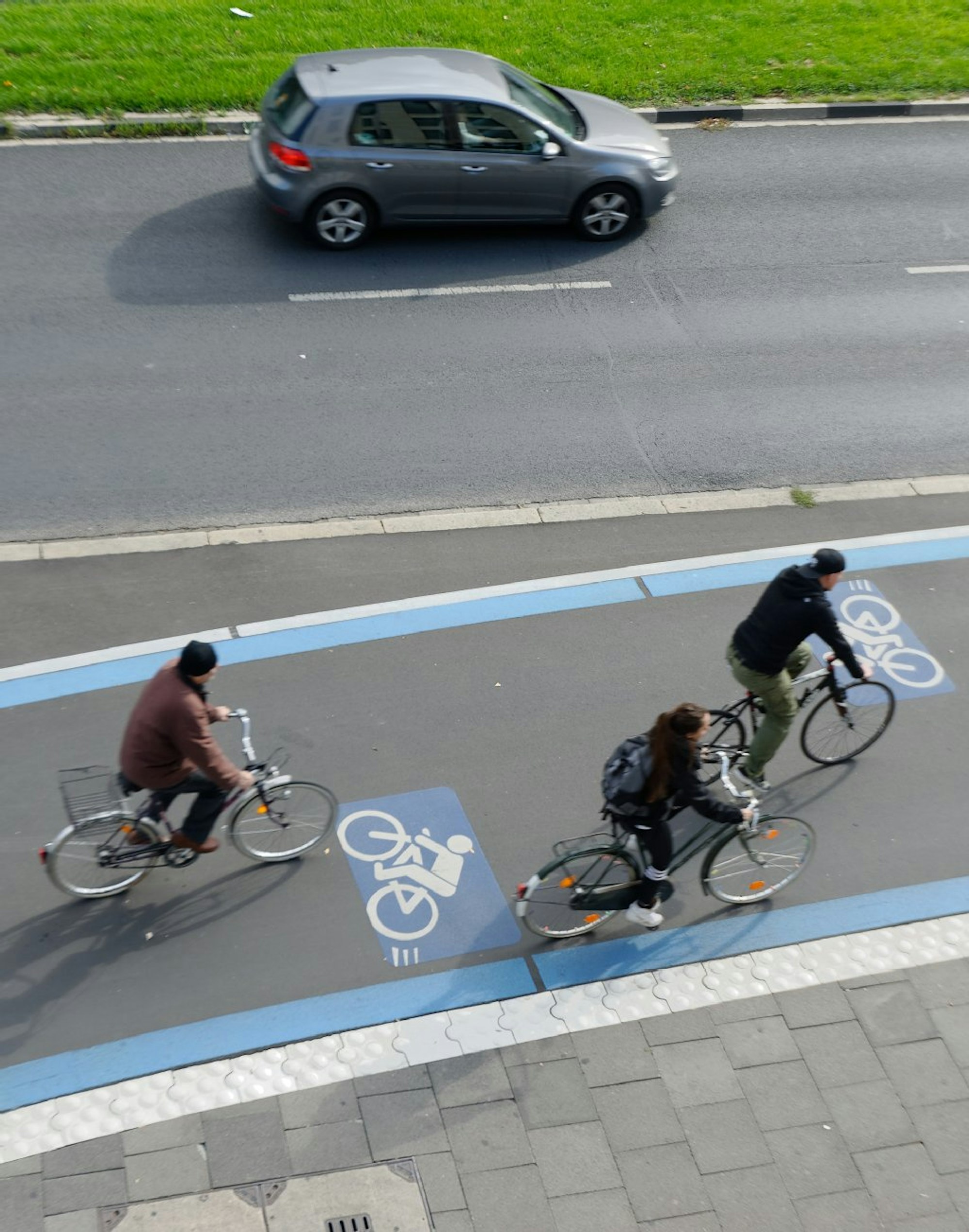 Radfahrer überholen 1