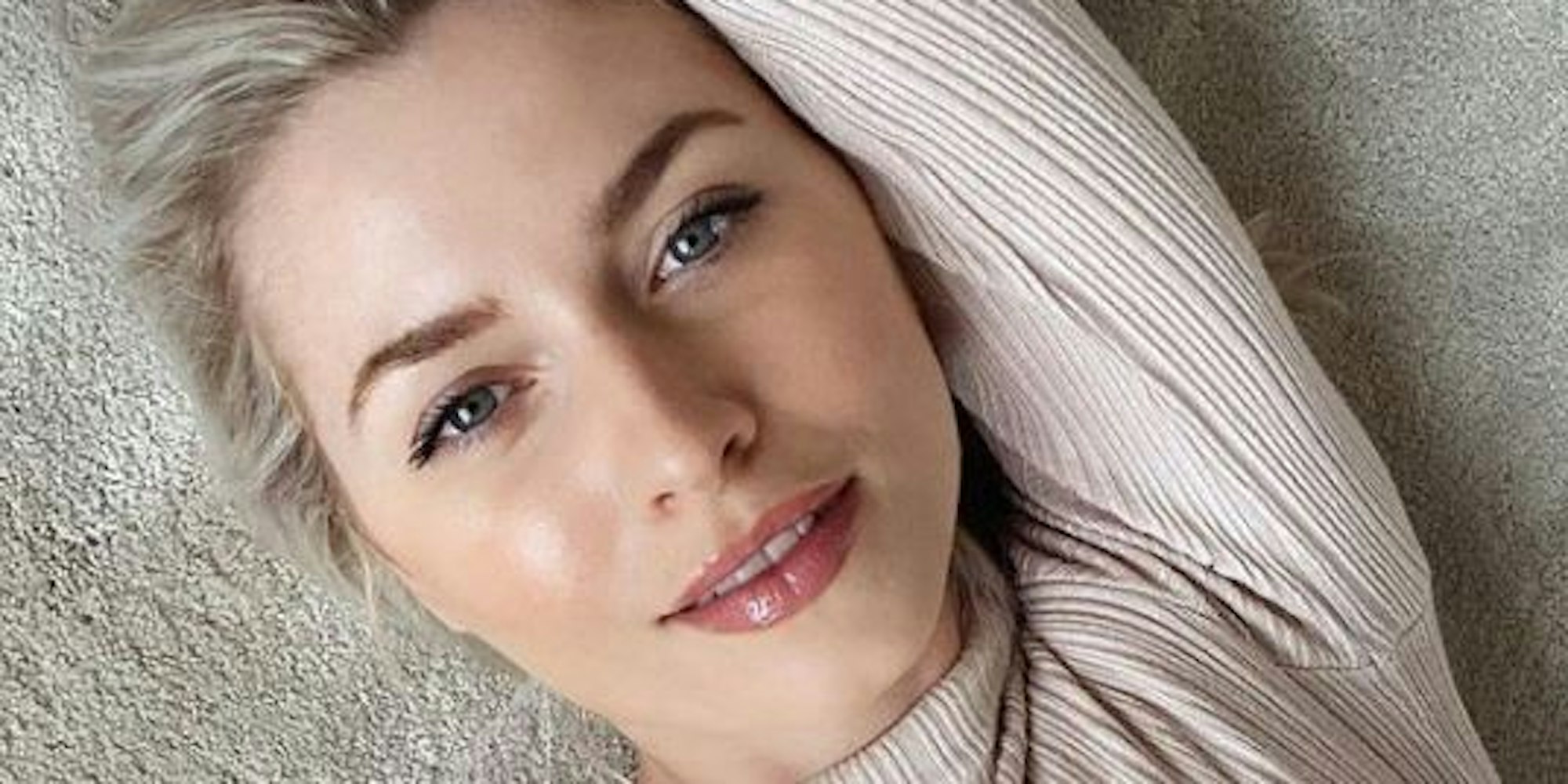 Model Lena Gercke auf einem Instagram-Selfie vom 1. April