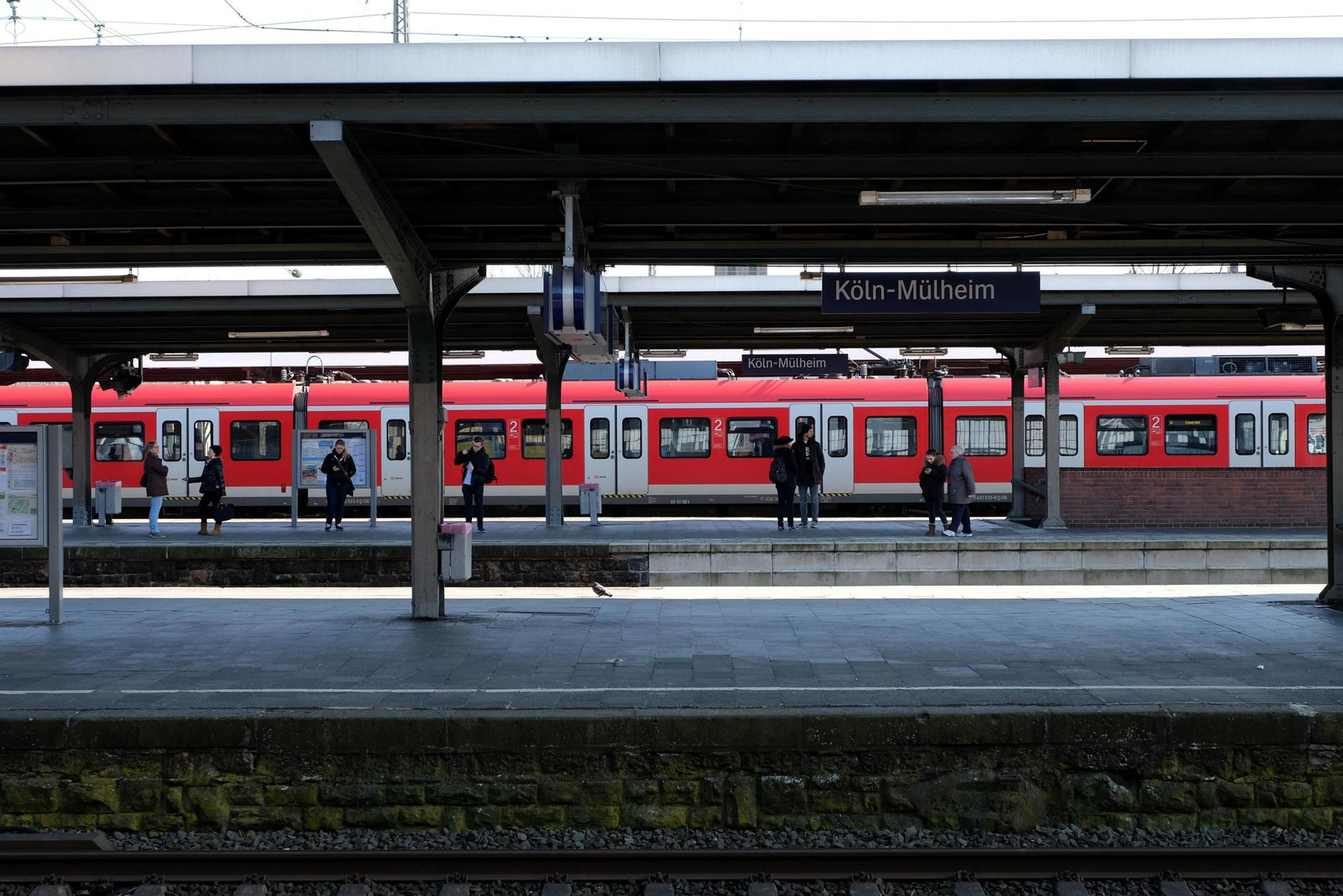 Der Bahnhof Köln Mülheim.