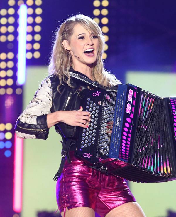 SCHLAGER Melissa Naschenweng_230221