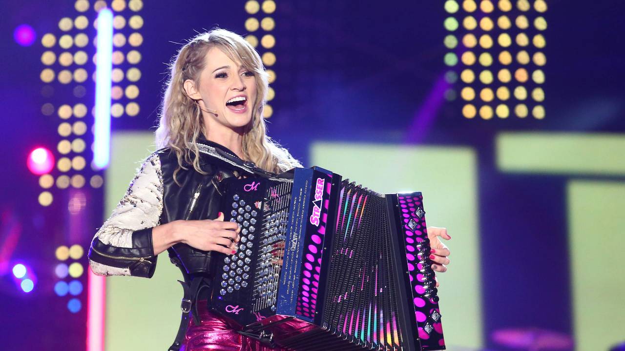 SCHLAGER Melissa Naschenweng_230221
