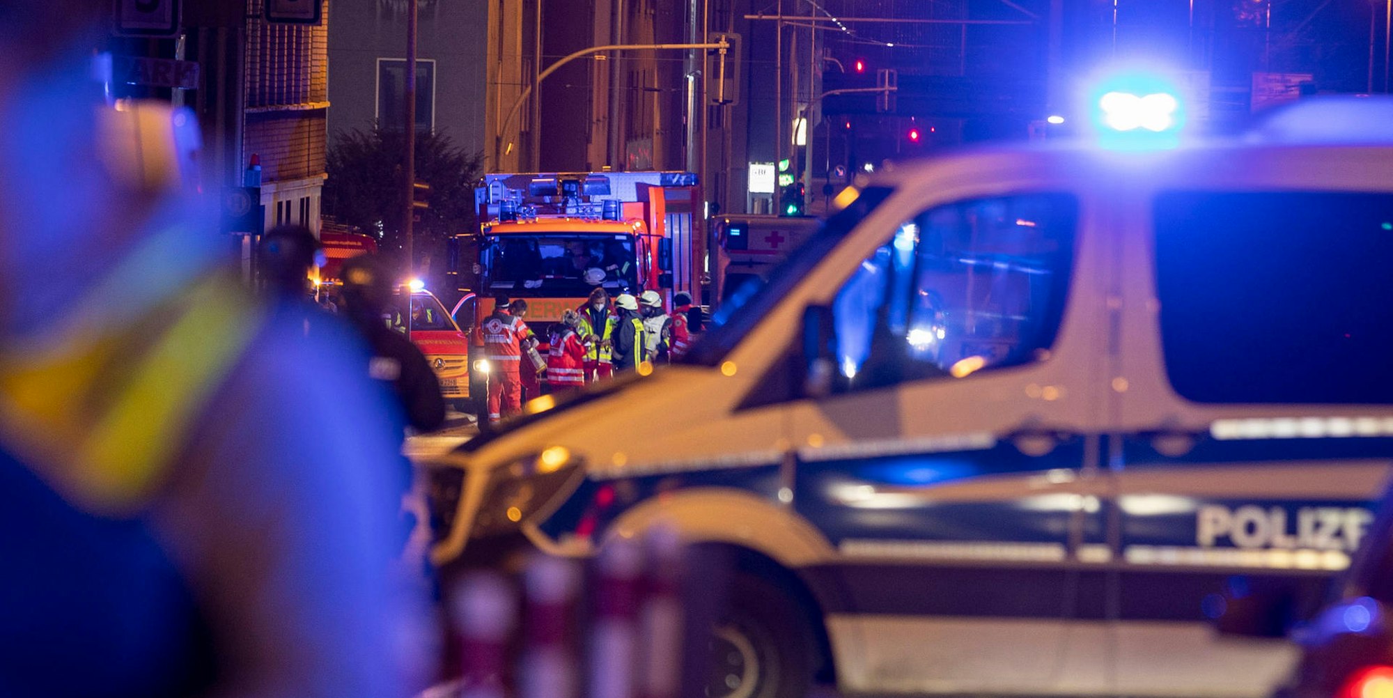 polizeieinsatz nacht