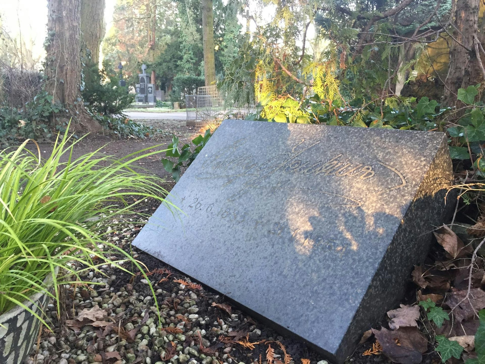 Das Grab von Billy Jenkins auf dem Melaten-Friedhof