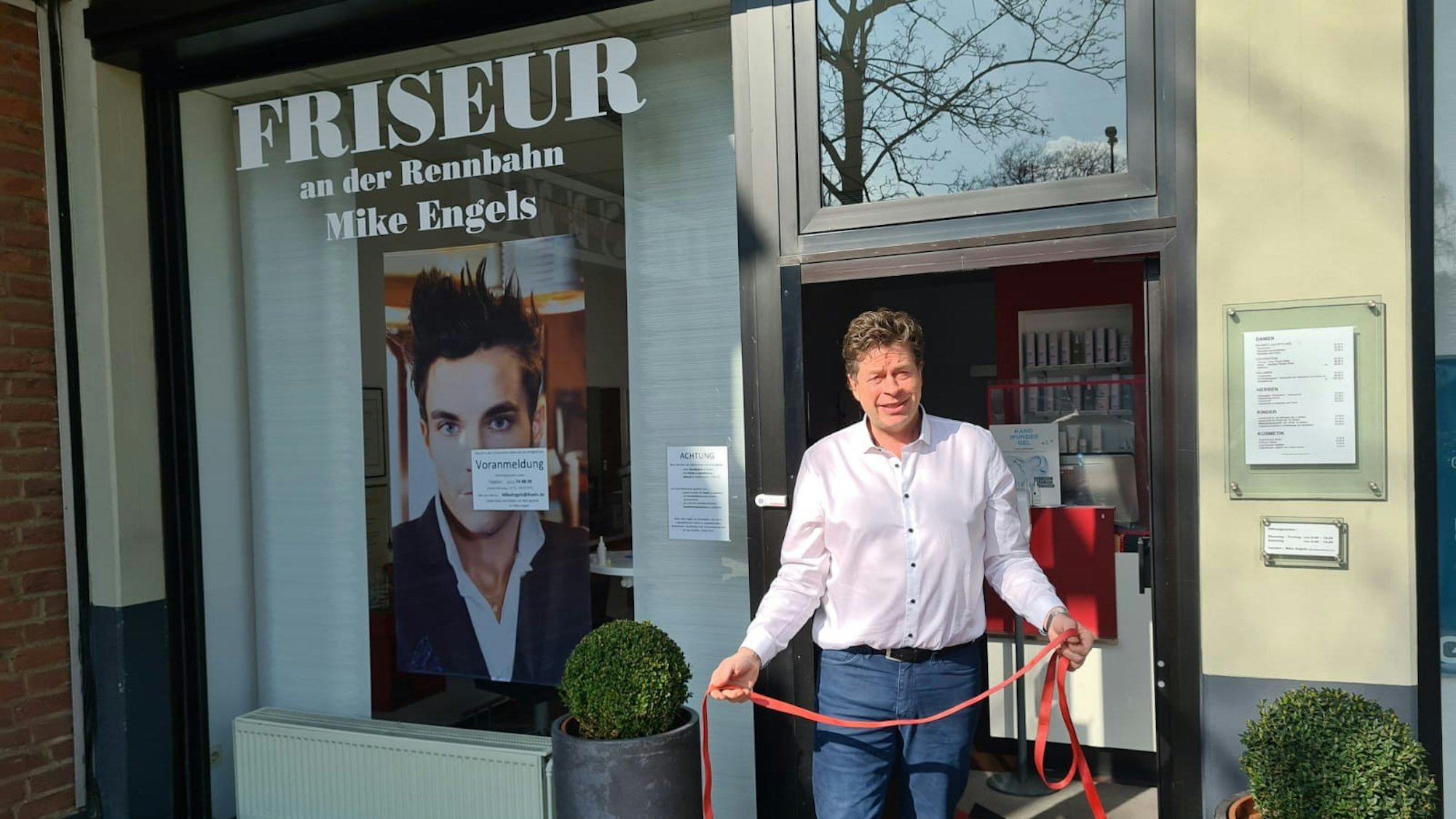 Mike Engels benennt aktuelle Probleme für die Kölner Friseure.