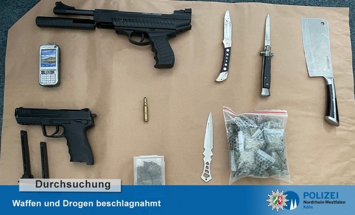 pol-k-210506-2-k-durchsuchungen-bet-ubungsmittel-waffen-und-auto-sichergestellt