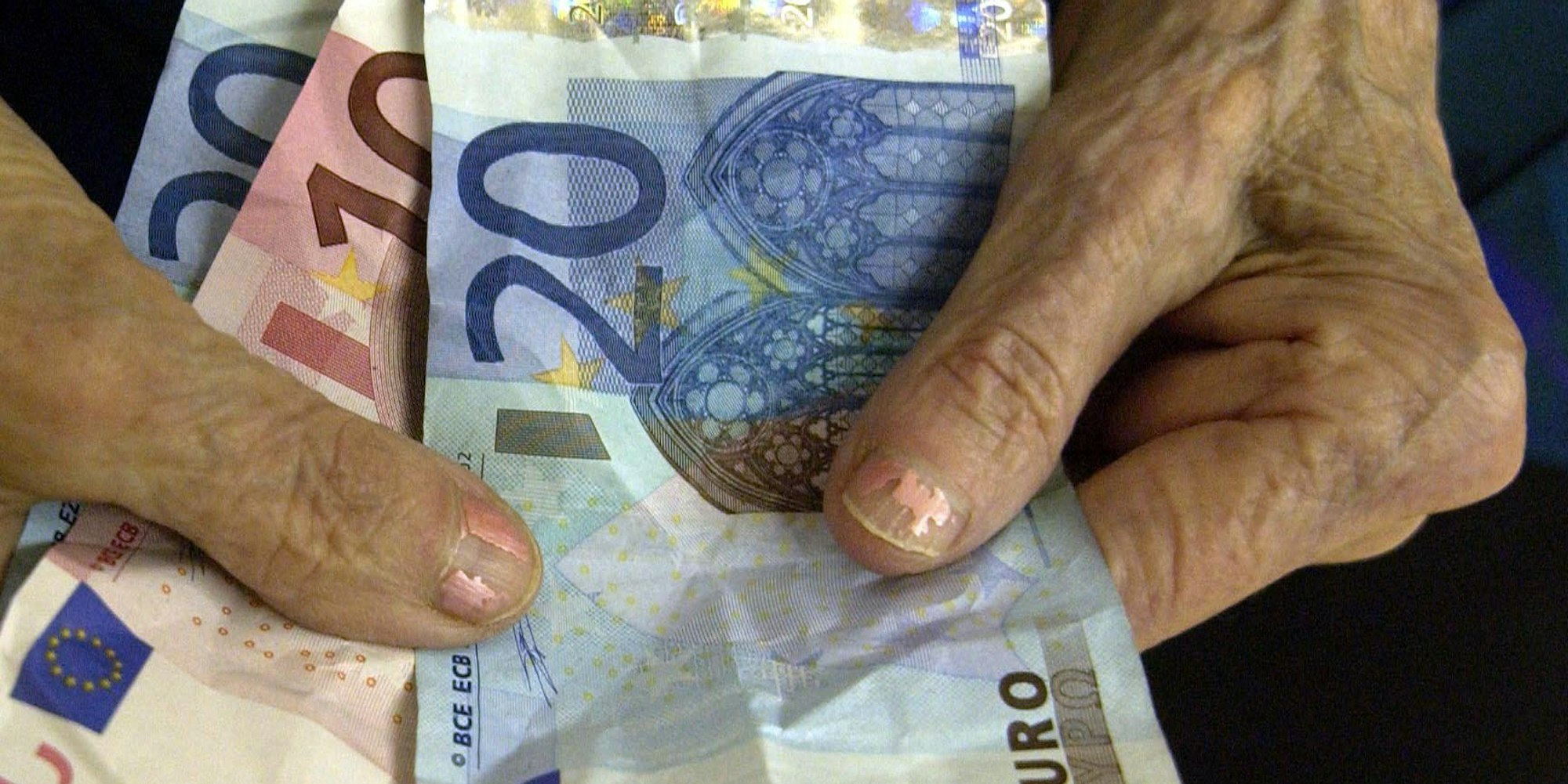 01K___05_71-104438483_ori