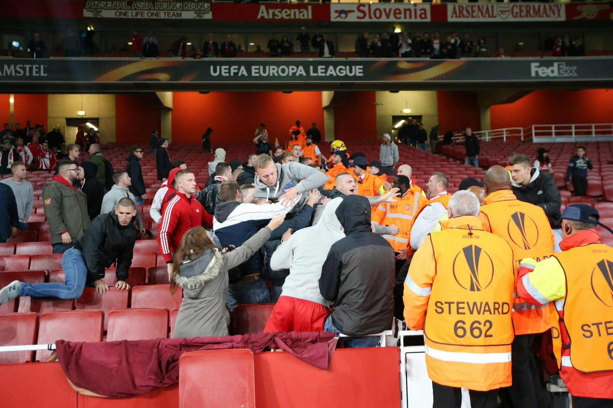 Schlägerei Emirates