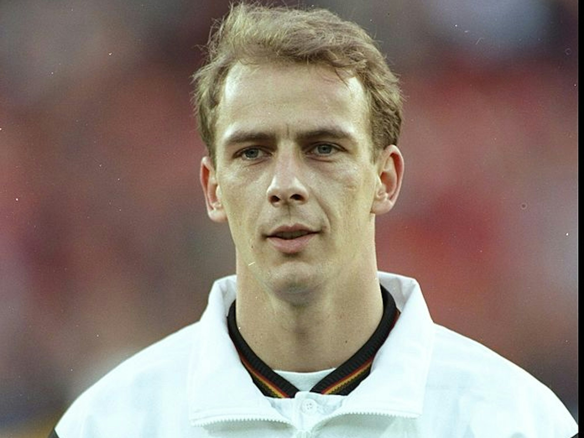 Mario Basler vor einem DFB-Spiel