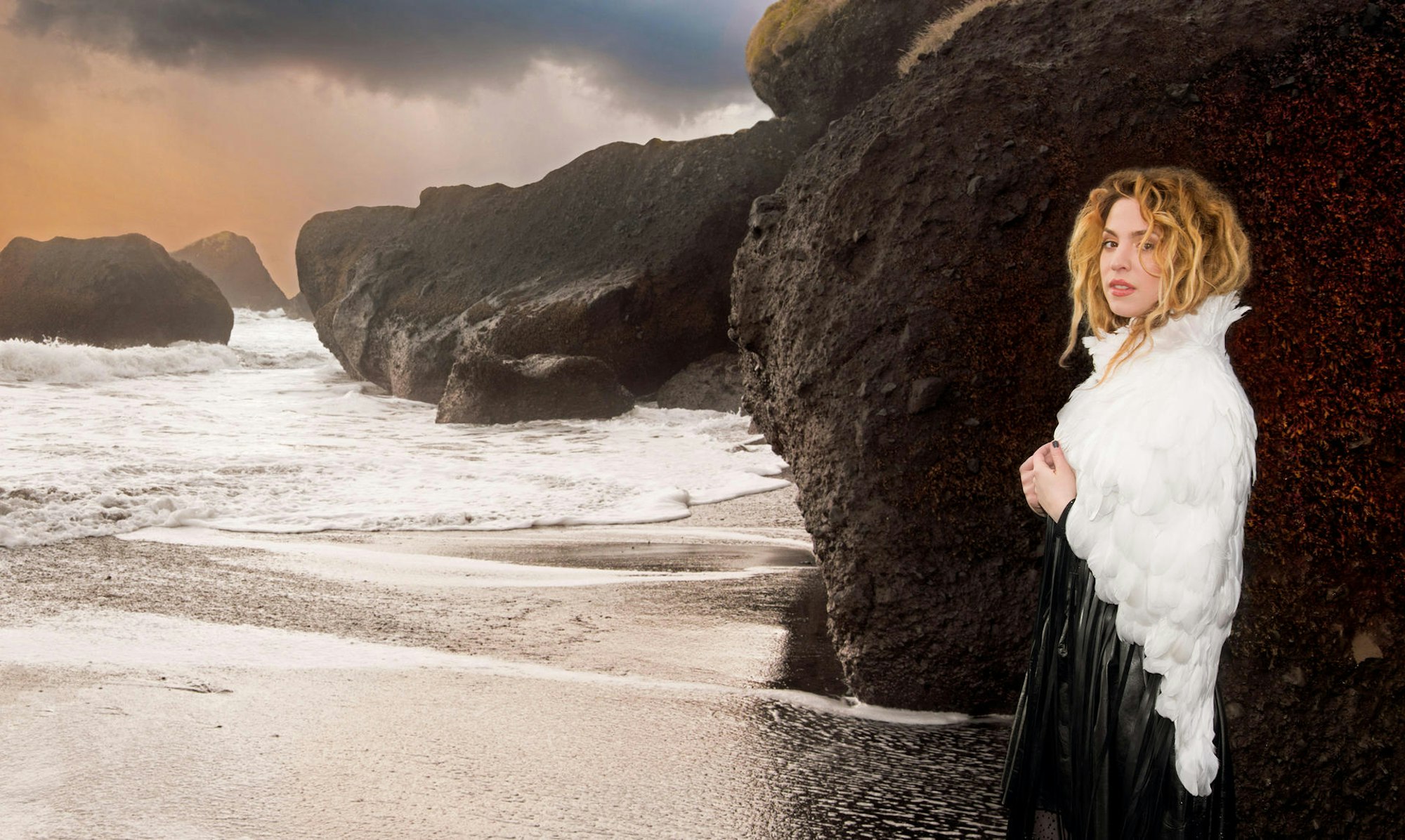 06 JUNI A Larissa-at-Vik-Beach