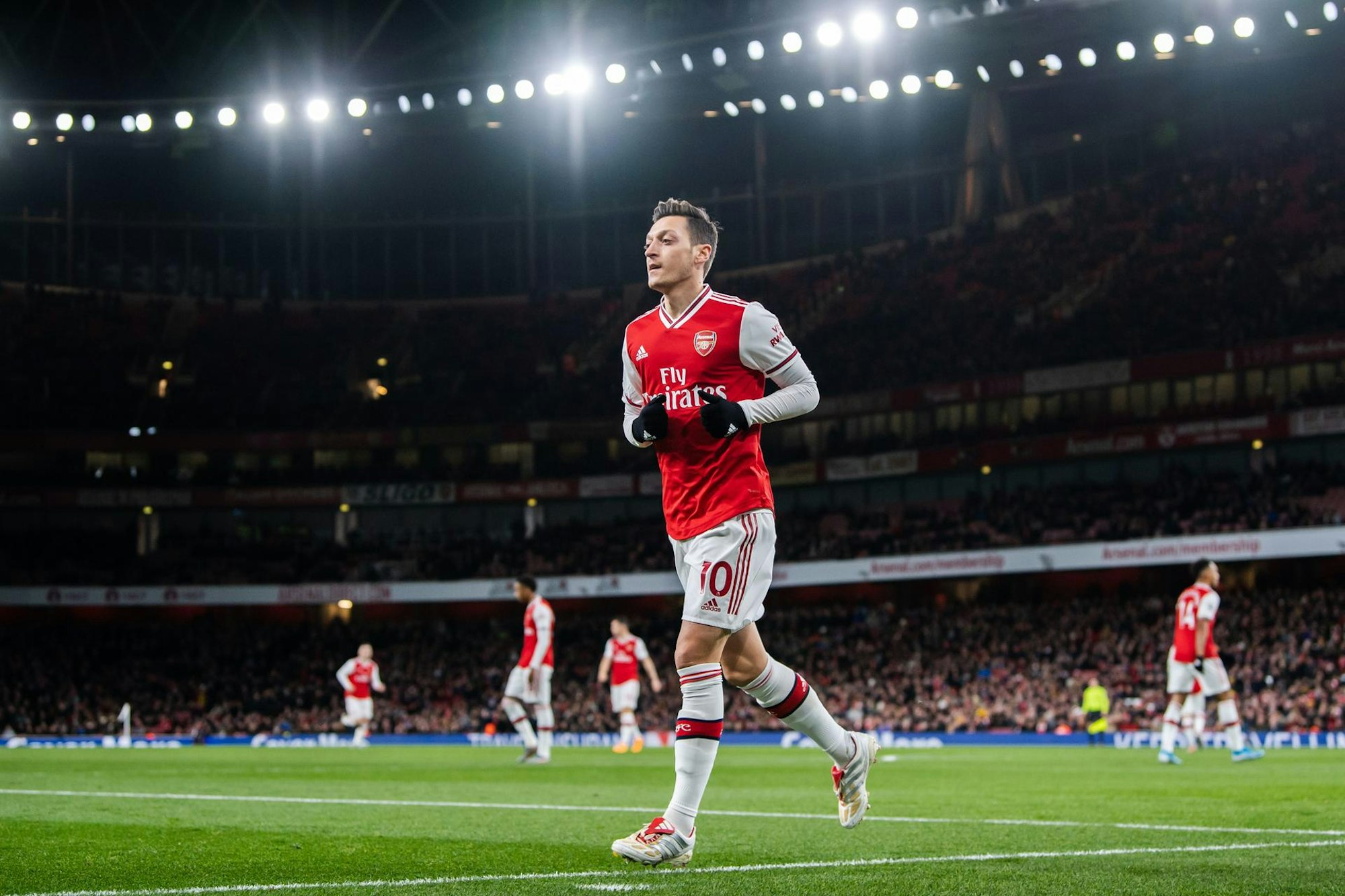 Mesut_Özil_Arsenal_Wut
