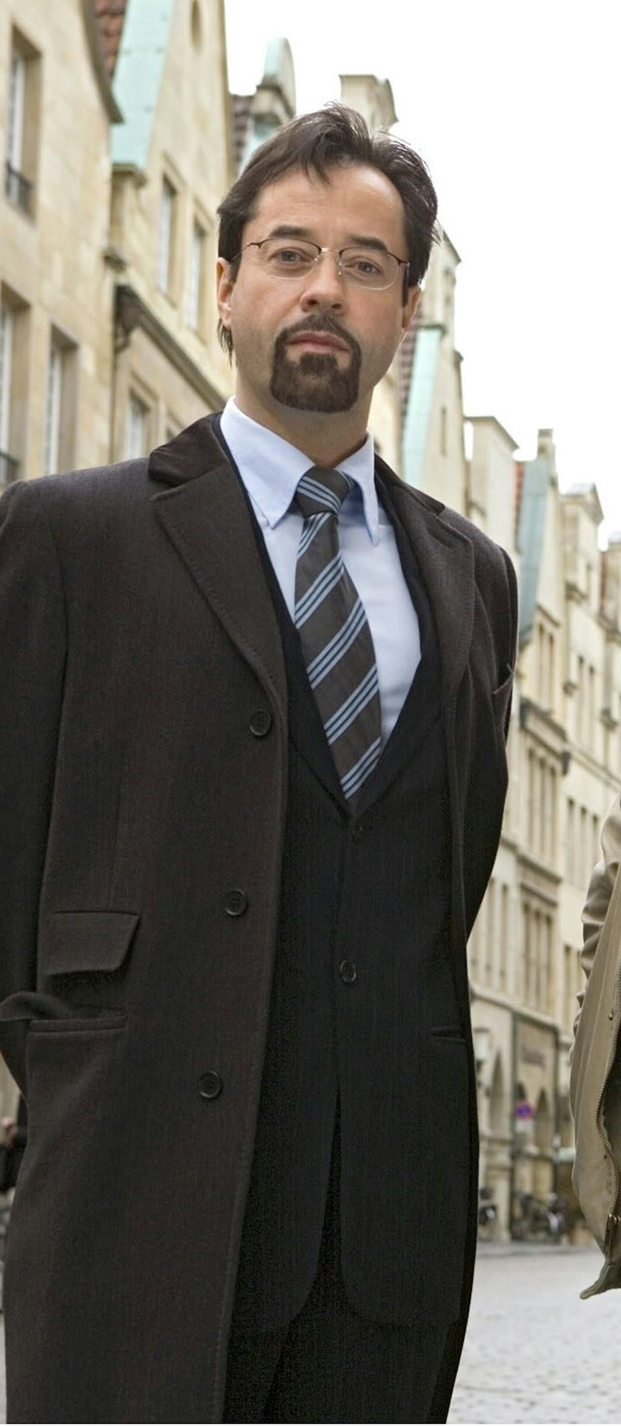 01K___10_71-96535833_ori