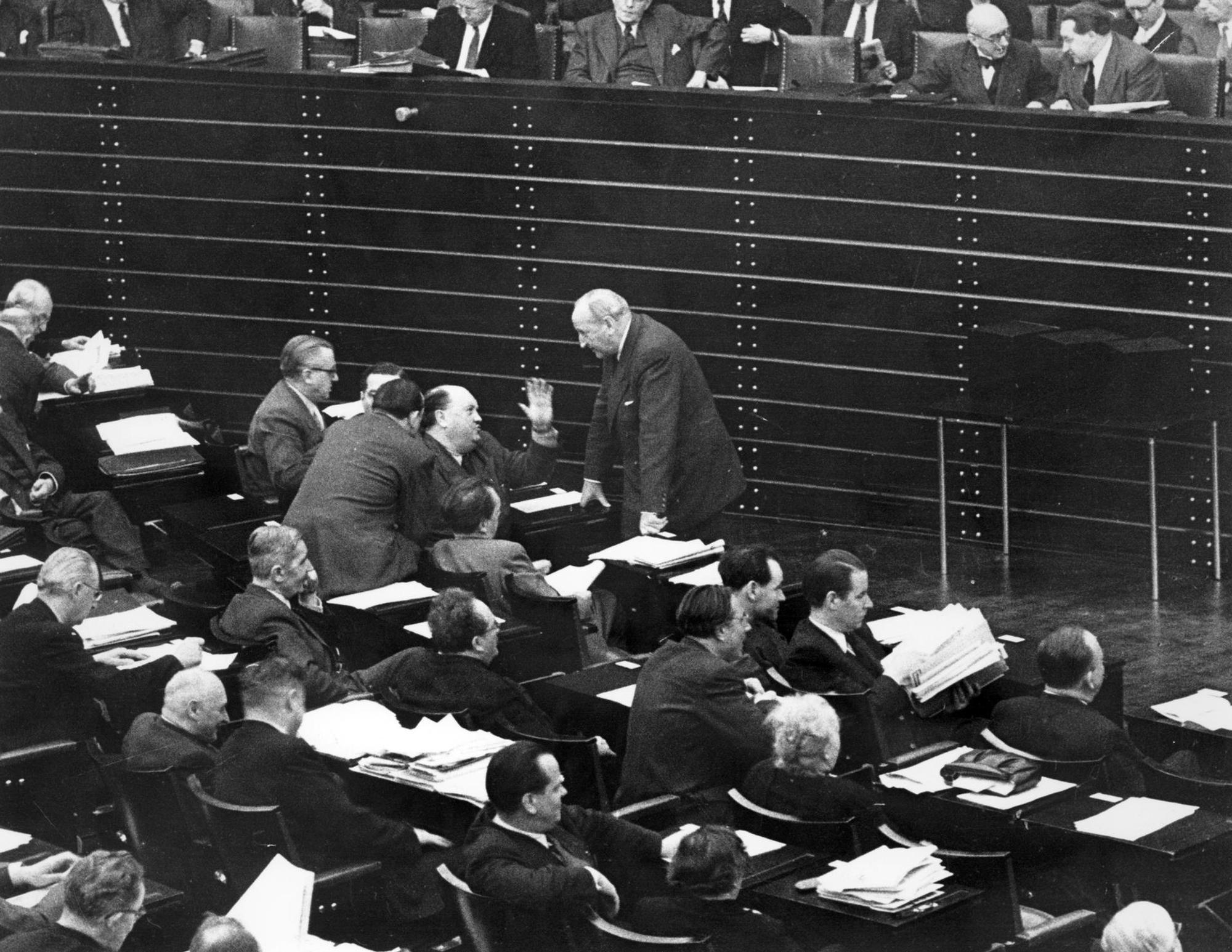 Bundestag_Bonn_060320