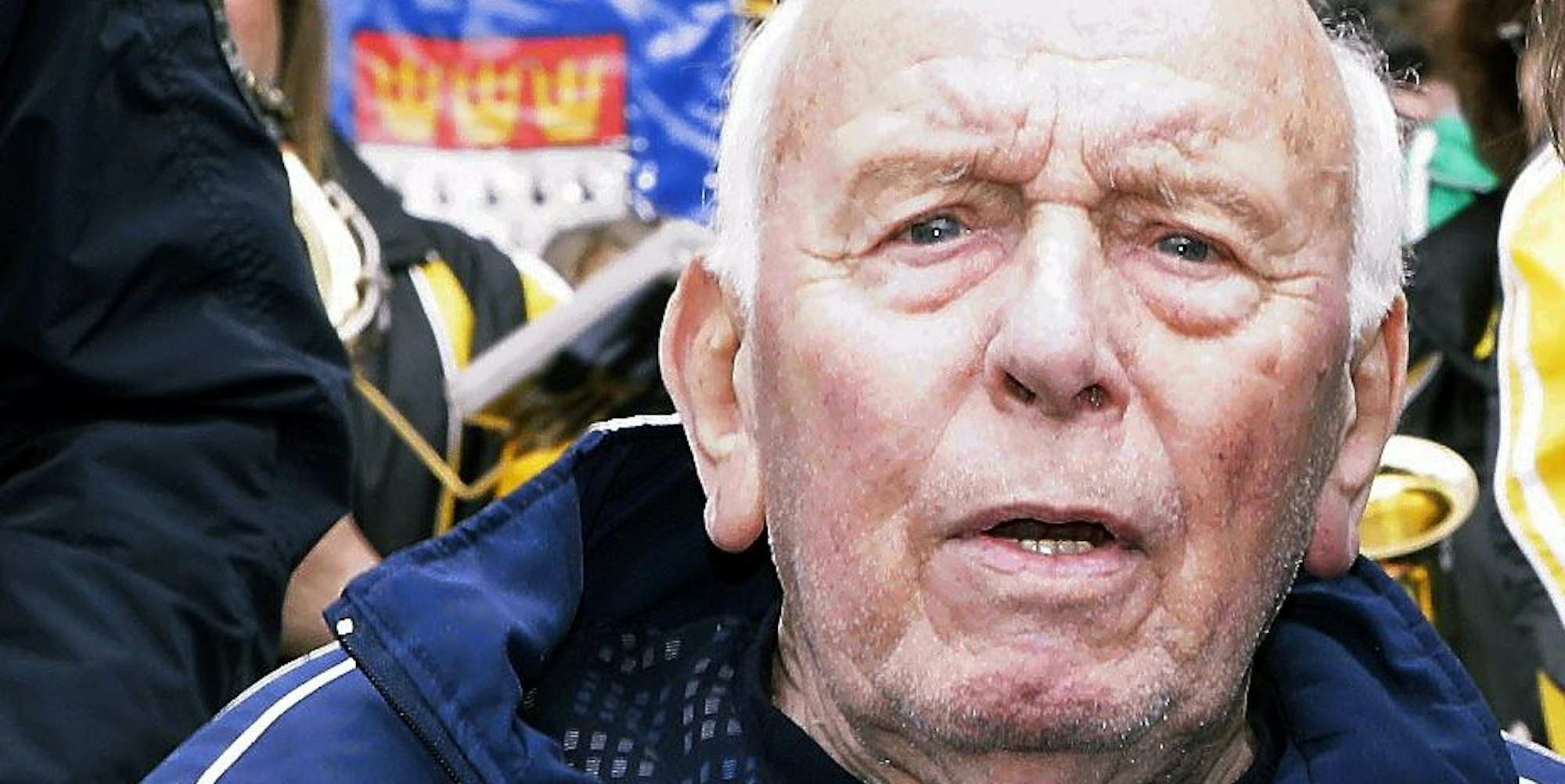 digas-116138141_MDS-EXP-2012-07-24-x120609_KM_Wallpott_1