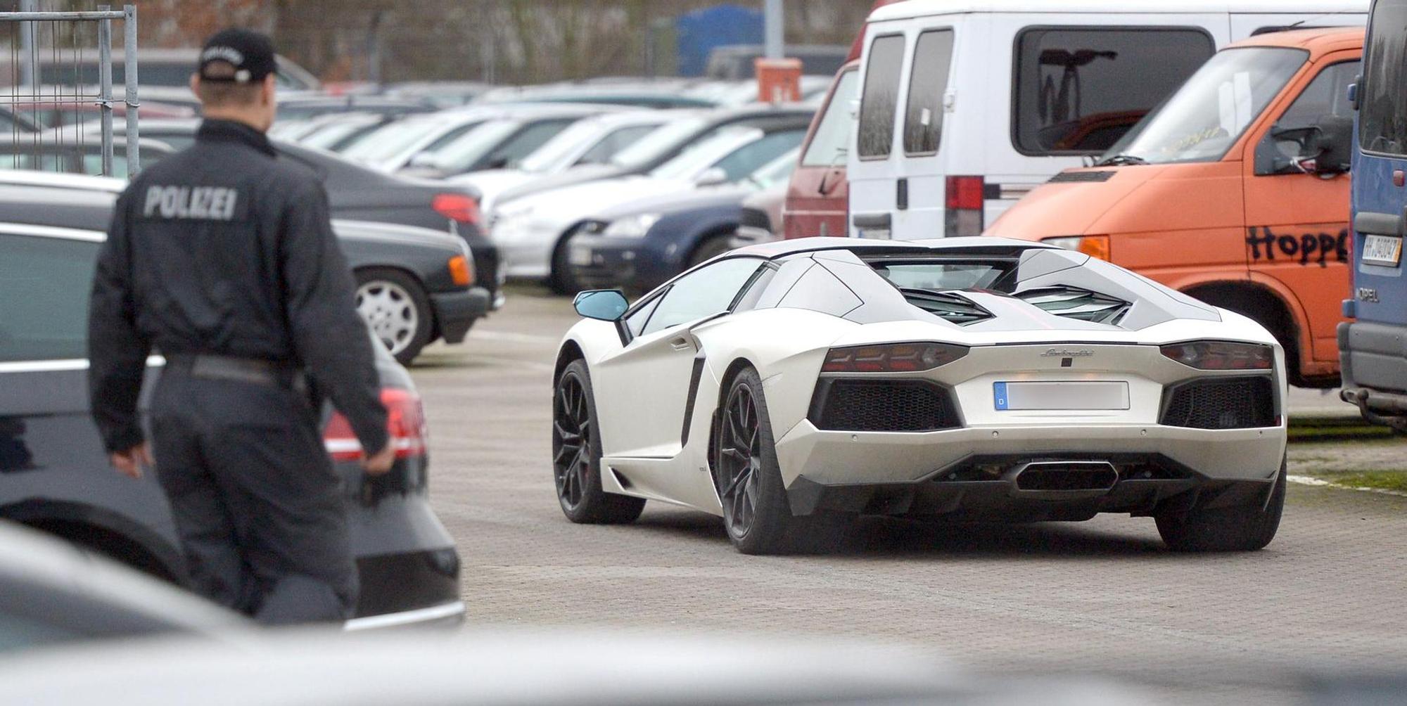 Lambo_Kontrolle_Polizei