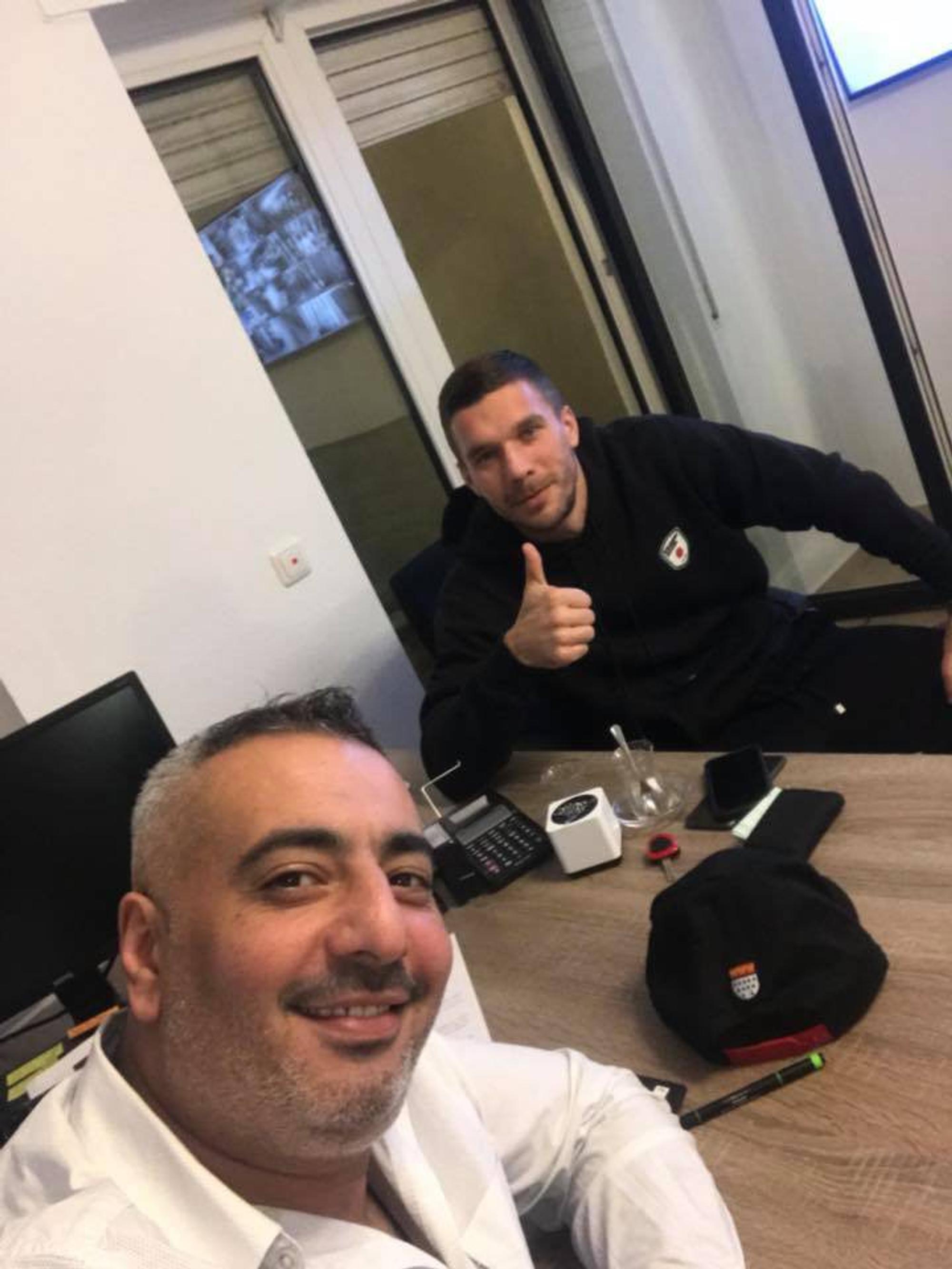 Metin Dag_Lukas Podolski