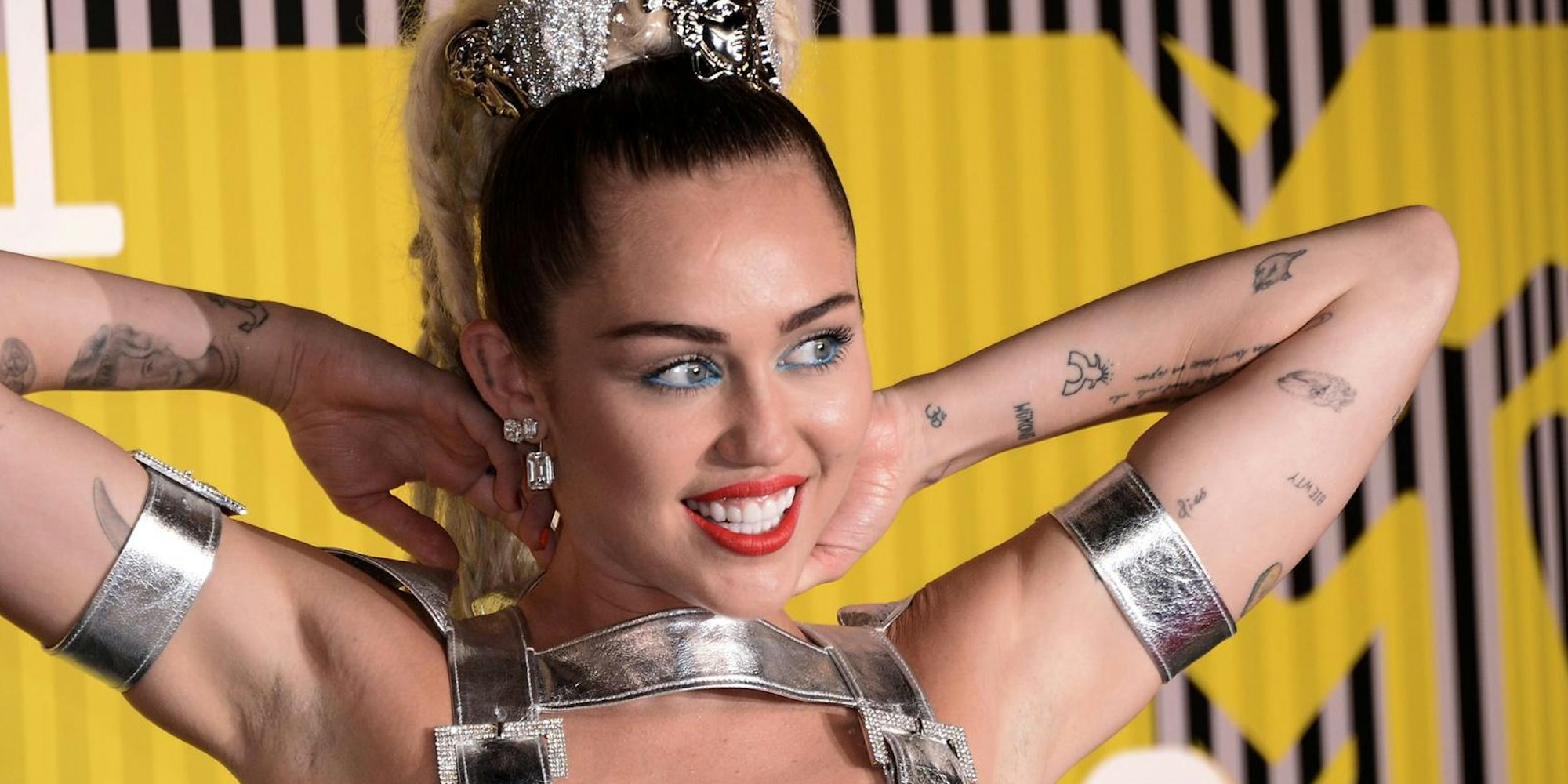 Miley_Cyrus_22042019