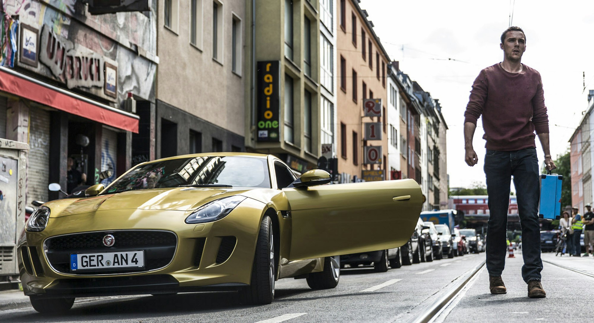 01K___32_71-97922698_ori