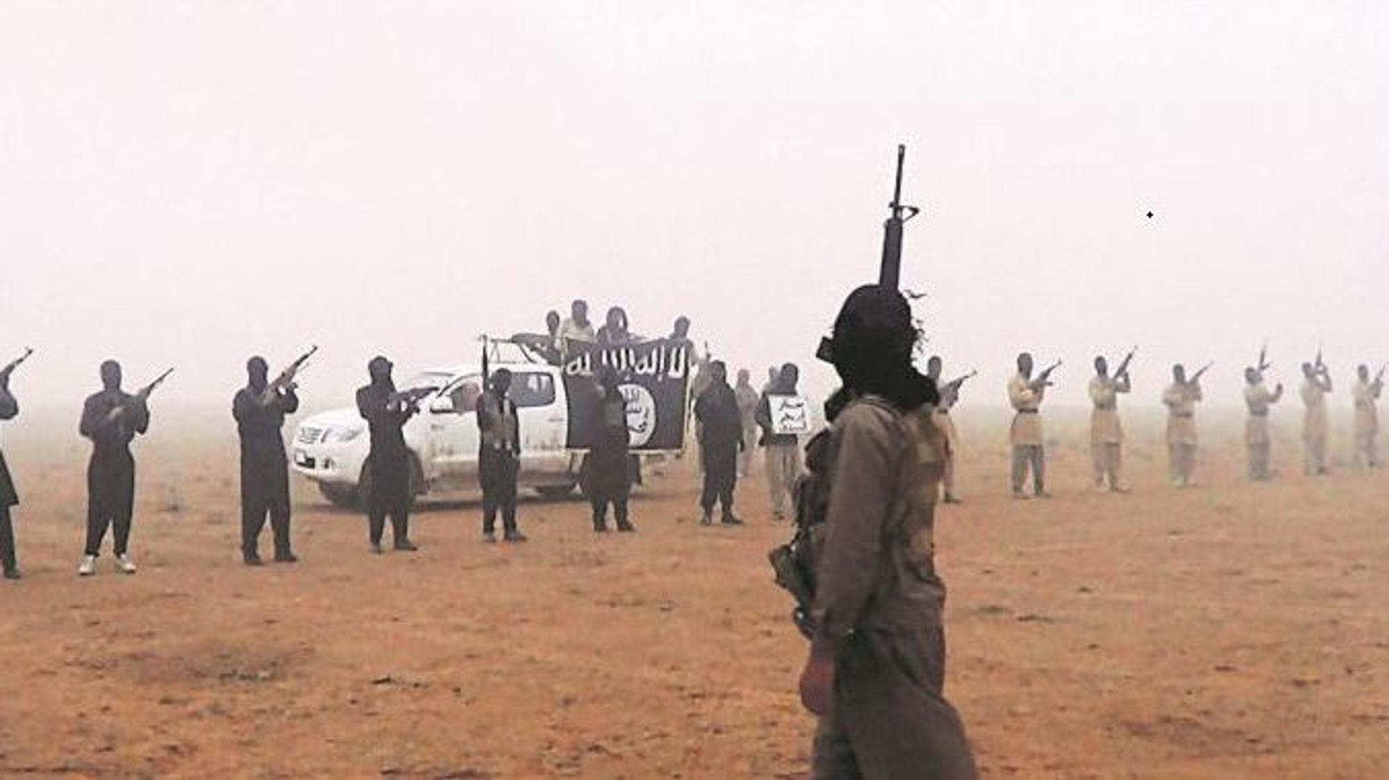 Kämpfer der Terrormiliz Islamischer Staat im Irak.