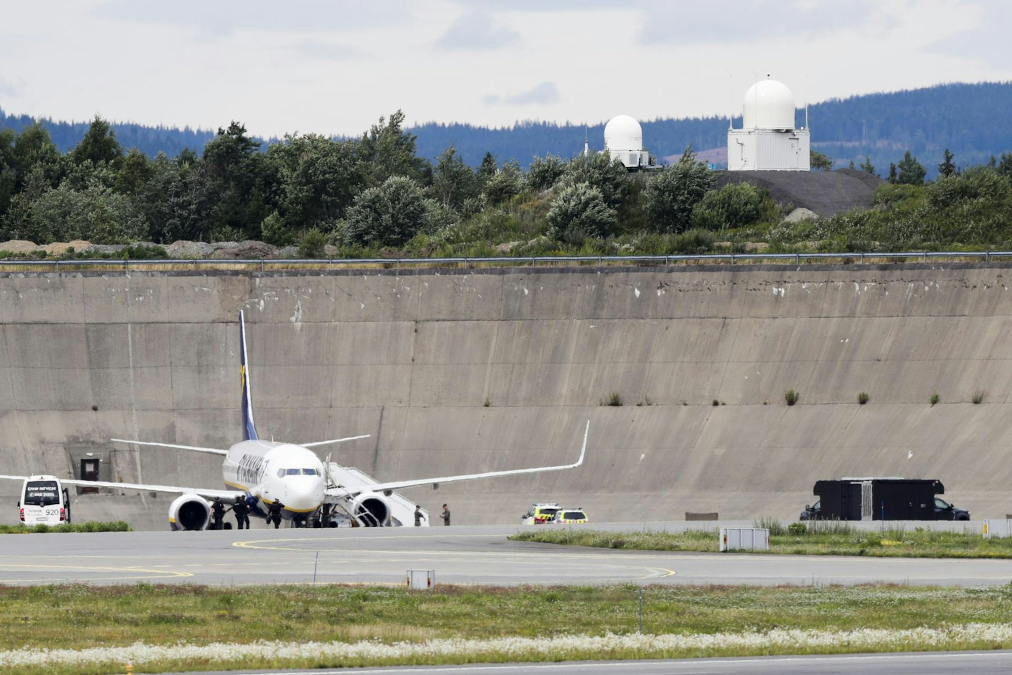 oslo ryanair bombendrohung maschine