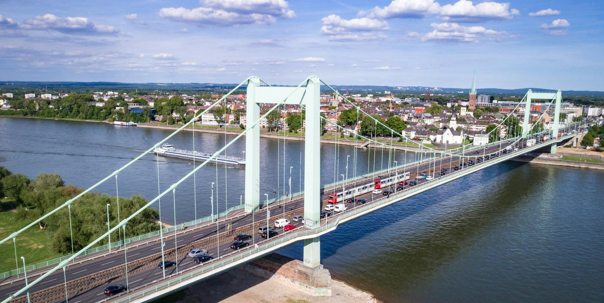 Mülheimer Brücke 170717